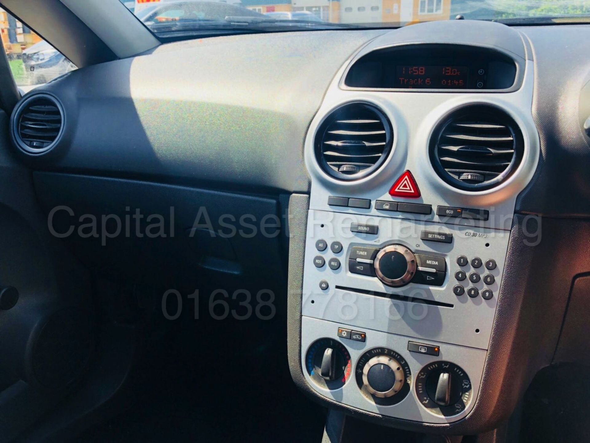 (ON SALE) VAUXHALL CORSA 'PANEL VAN' ECO-FLEX (14 REG) 'CDTI - 95 **AIR CON** (STOP/START) - Image 17 of 28