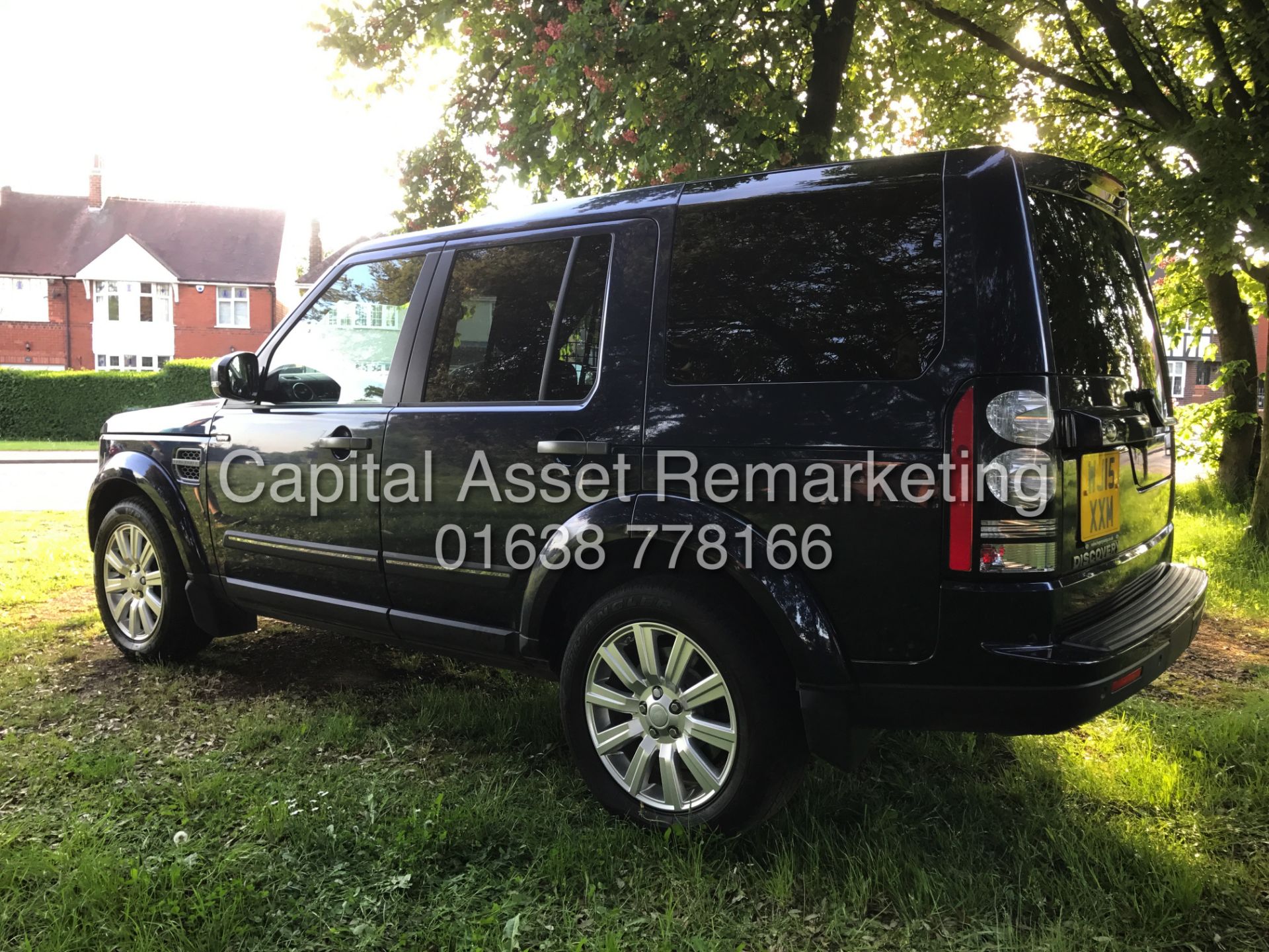 (On Sale) LAND ROVER DISCOVERY 4 'XS EDITION' *COMMERCIAL* (2015) '3.0 SDV6 - AUTO-LEATHER-SAT NAV' - Image 7 of 32