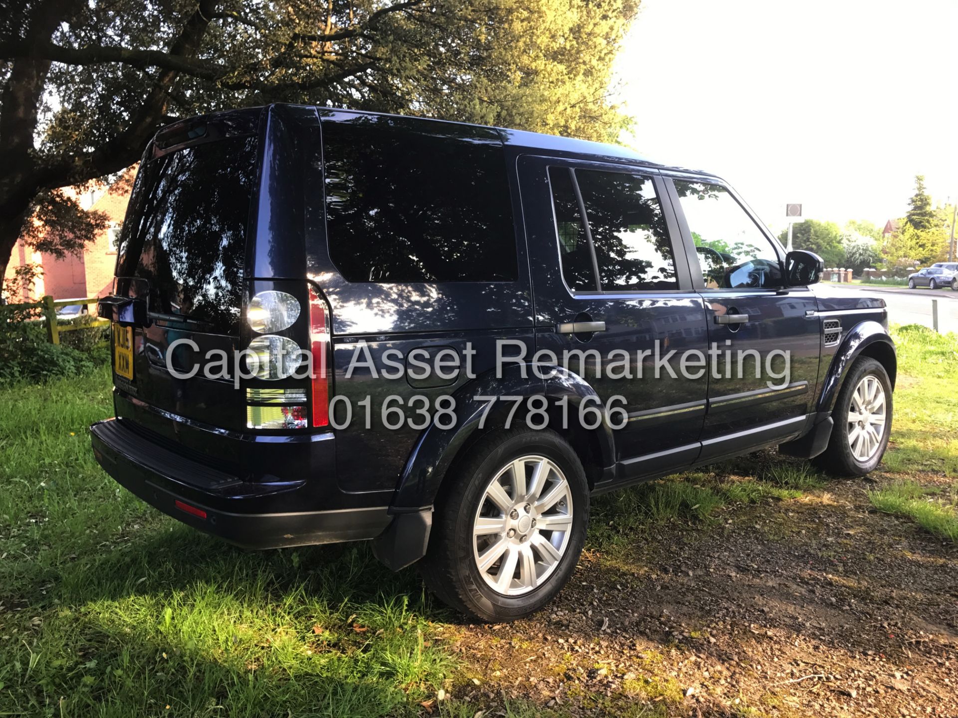 (On Sale) LAND ROVER DISCOVERY 4 'XS EDITION' *COMMERCIAL* (2015) '3.0 SDV6 - AUTO-LEATHER-SAT NAV' - Image 9 of 32