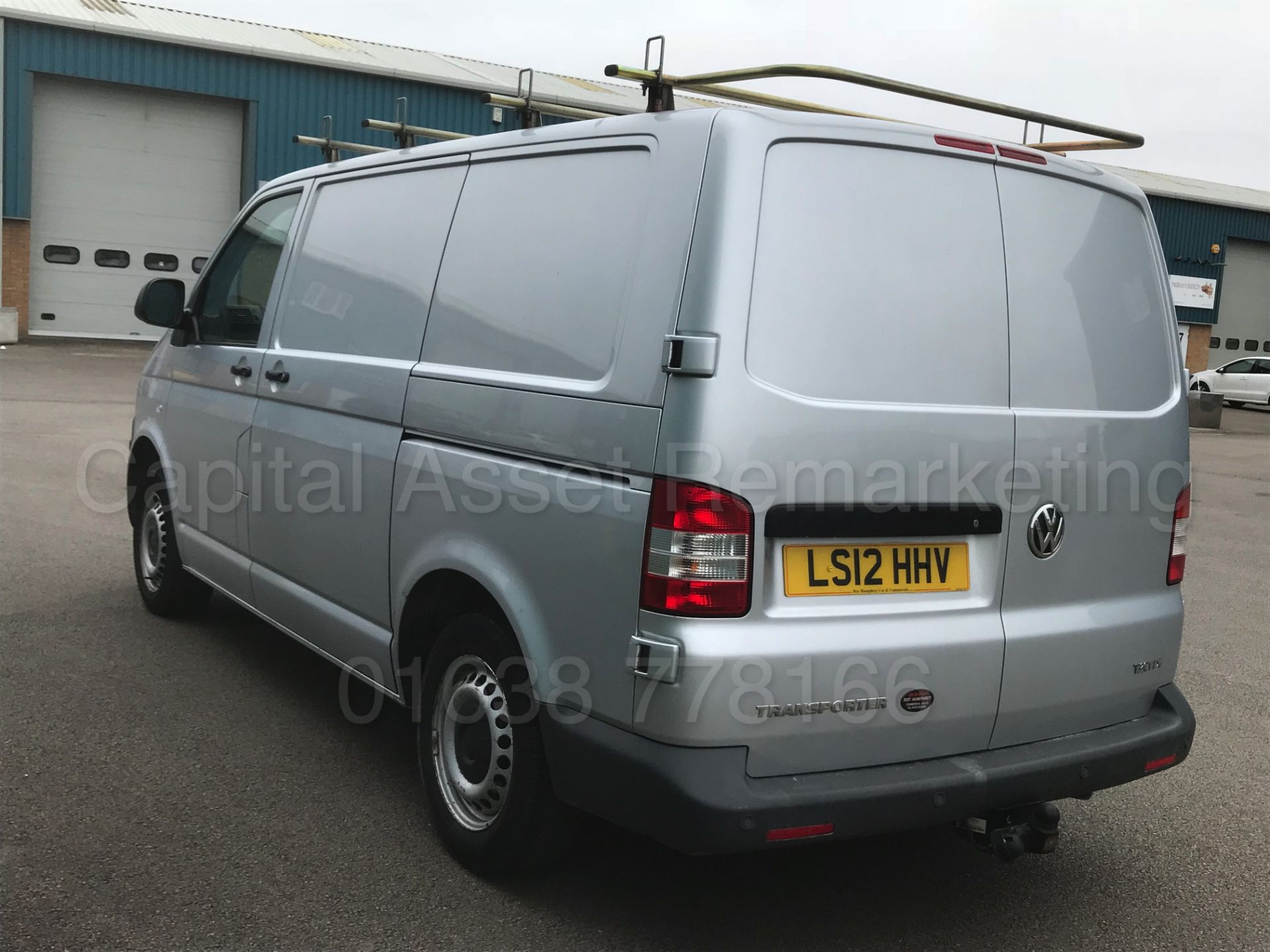 (On Sale) VOLKSWAGEN TRANSPORTER 'SWB' (2012) '2.0 TDI - ELECTRIC PACK - SAT NAV - APPLE CAR PLAY' - Image 7 of 29