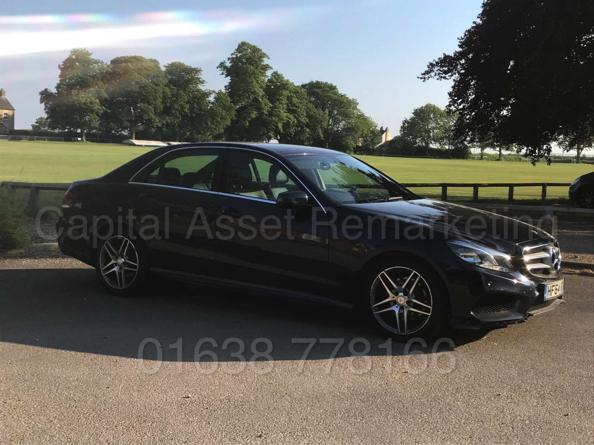 MERCEDES-BENZ E220d *AMG LINE* SALOON (2015) '7G TRONIC AUTO - LEATHER - SAT NAV' **MASSIVE SPEC** - Image 11 of 36