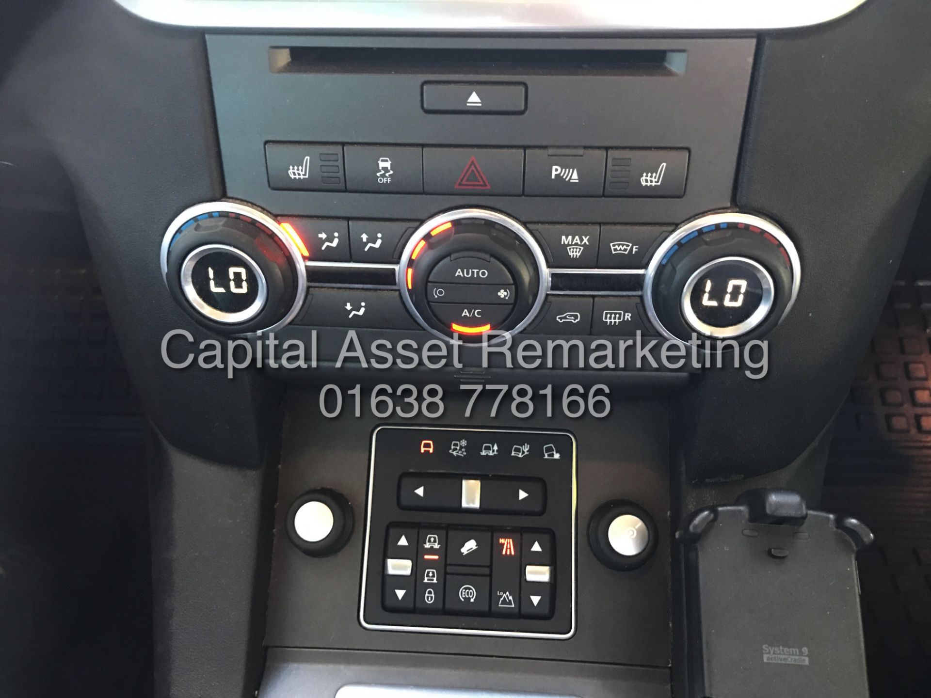 (On Sale) LAND ROVER DISCOVERY 4 'XS EDITION' *COMMERCIAL* (2015) '3.0 SDV6 - AUTO-LEATHER-SAT NAV' - Image 27 of 32
