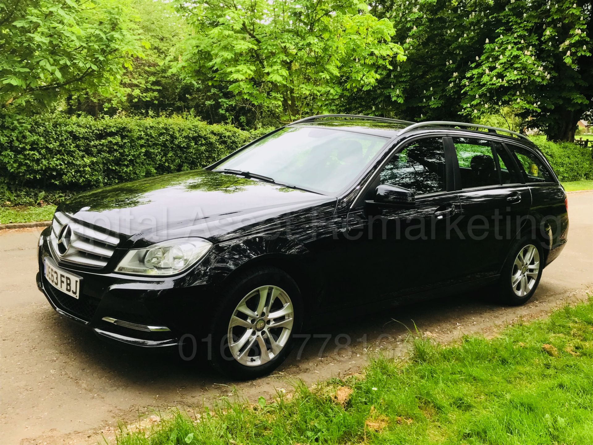 MERCEDES C220CDI "EXECUTIVE SE" ESTATE (2014 MODEL) SAT NAV - LEATHER - 1 OWNER FSH !!! - Image 5 of 41