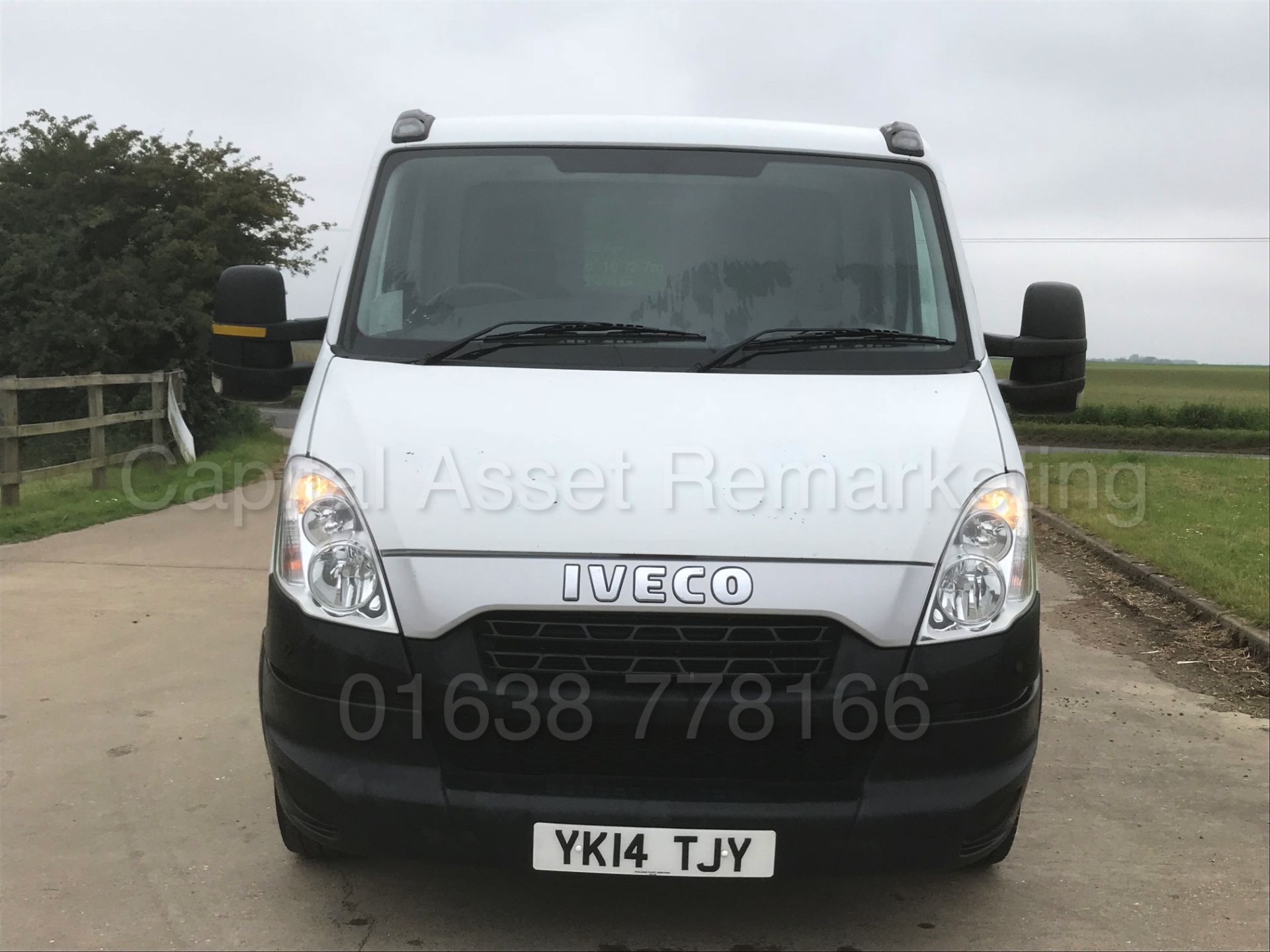 IVECO DAILY 35S11 'LWB - CHASSIS CAB' (2014 - 14 REG) '2.3 DIESEL - 6 SPEED' (1 OWNER) - Image 3 of 23