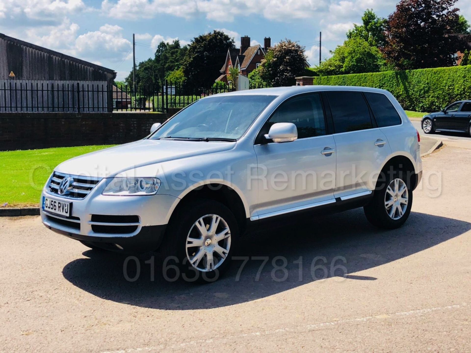 (ON SALE) VW TOUAREG 'SE EDITION' (2007) '2.5 TDI "175 BHP" AUTO' *LEATHER - SAT NAV - A/C* (NO VAT) - Image 5 of 53