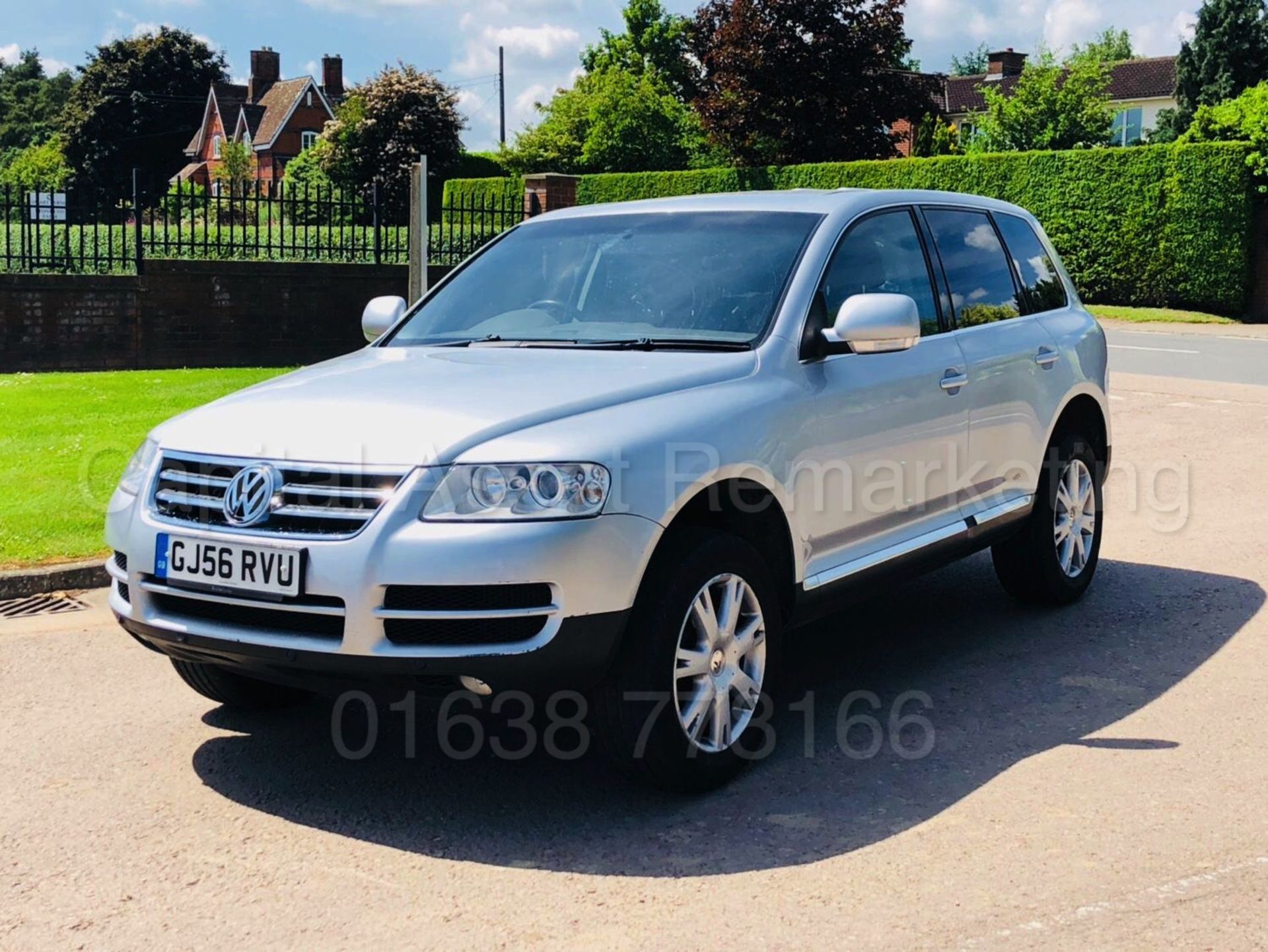 (ON SALE) VW TOUAREG 'SE EDITION' (2007) '2.5 TDI "175 BHP" AUTO' *LEATHER - SAT NAV - A/C* (NO VAT) - Image 3 of 53