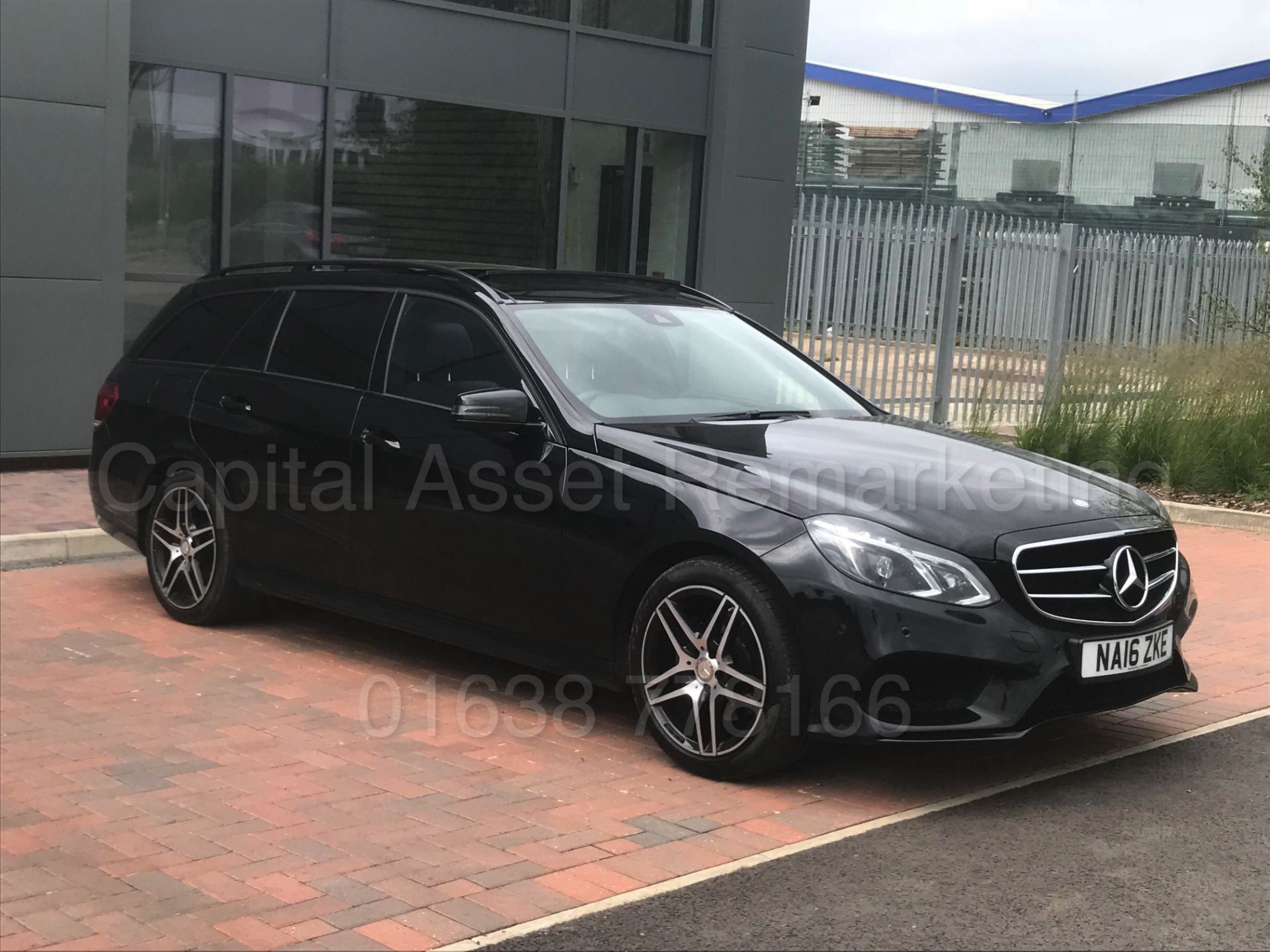 (On Sale)MERCEDES-BENZ E220D 'AMG NIGHT EDITION - PREMIUM' (2016) 'AUTO' - LEATHER - NAV - PAN ROOF*