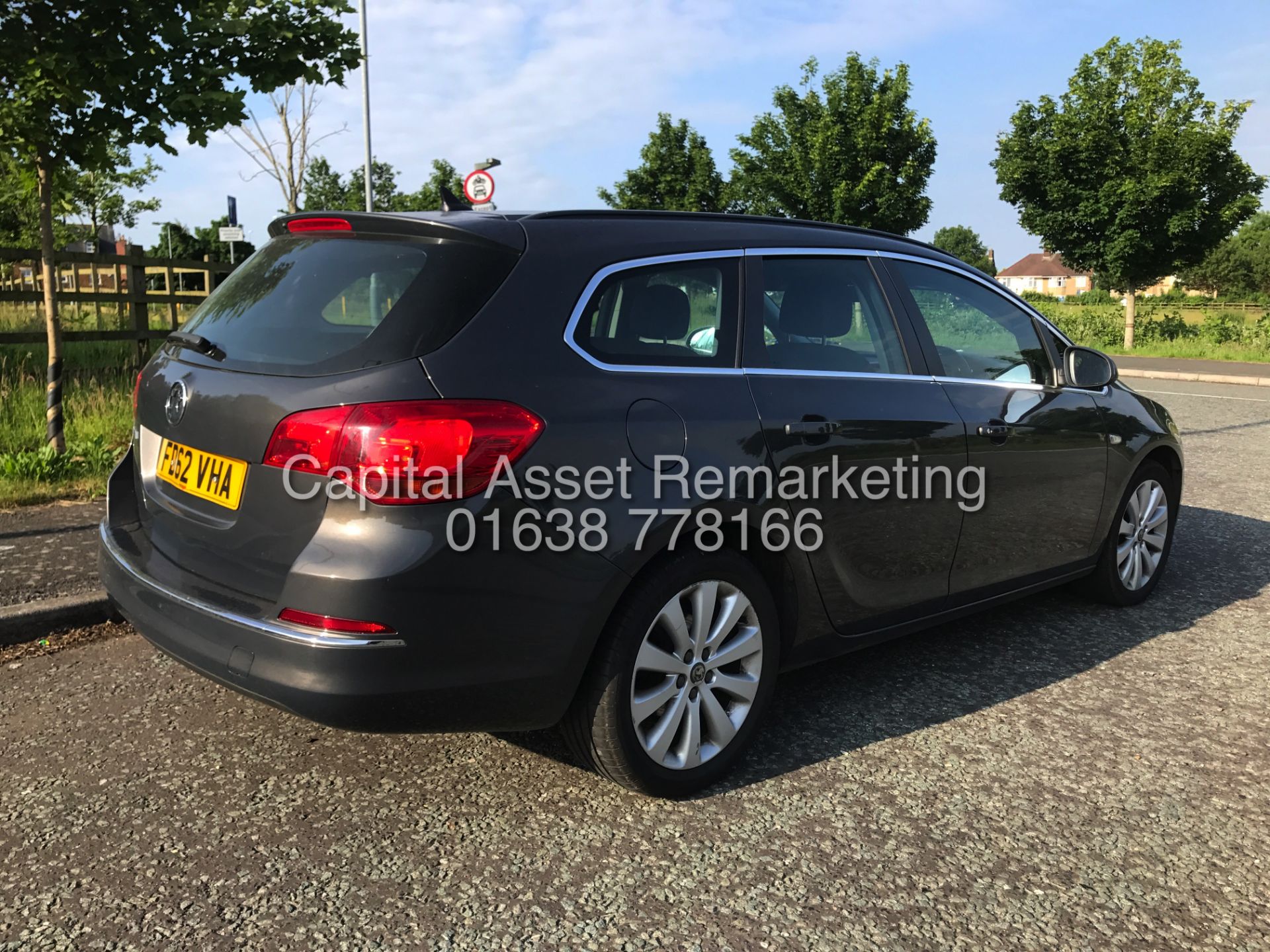 On Sale VAUXHALL ASTRA 1.3CDTI "TECH LINE" ESTATE (2013 MODEL) 1 OWNER WITH HISTORY SAT NAV AIR CON - Image 9 of 20