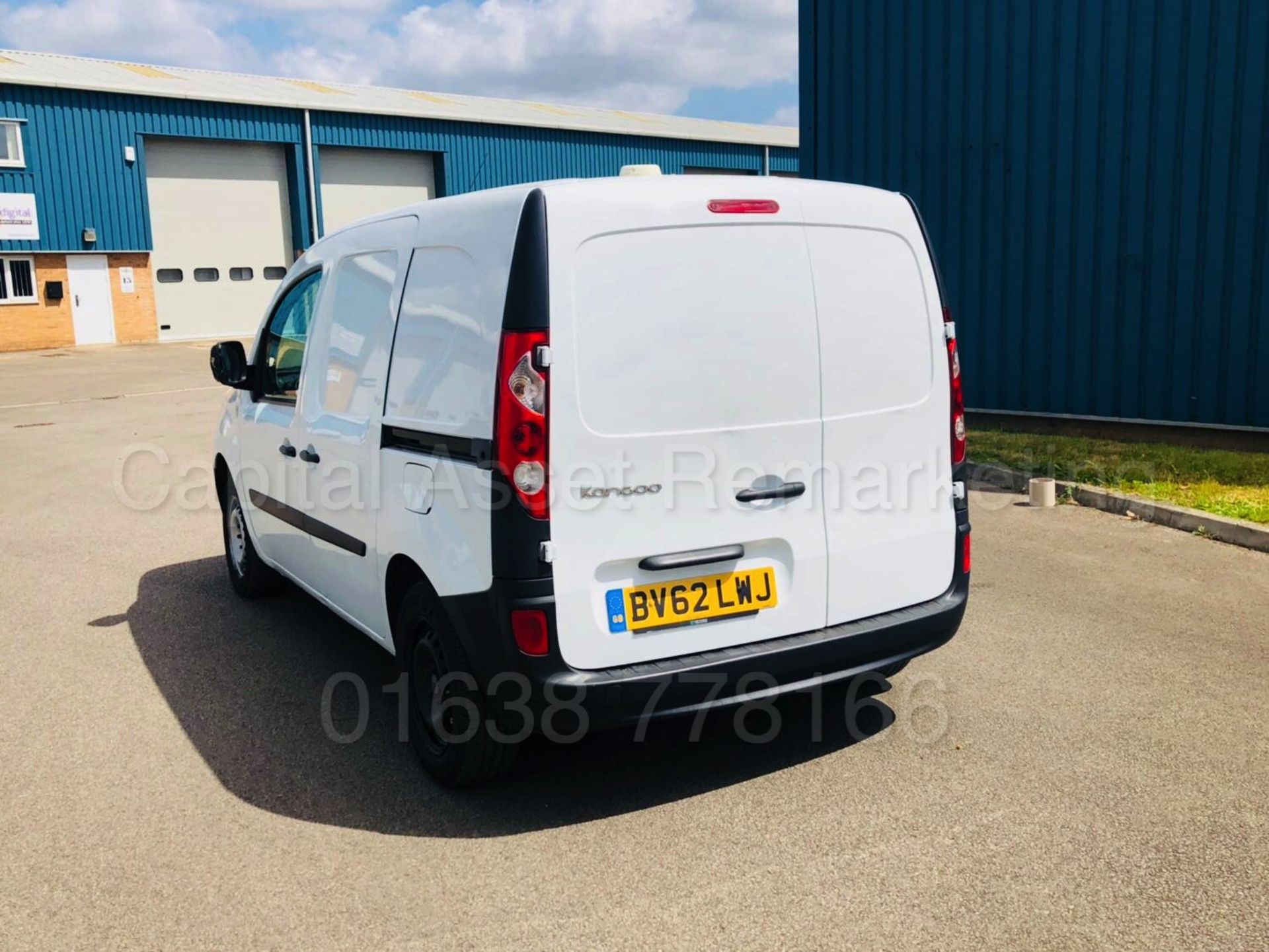 (On Sale) RENAULT KANGOO ML19 'PANEL VAN' *MEALS ON WHEELS* (2013 MODEL) '1.5 DCI - 90 BHP’ *A/C* - Image 14 of 32