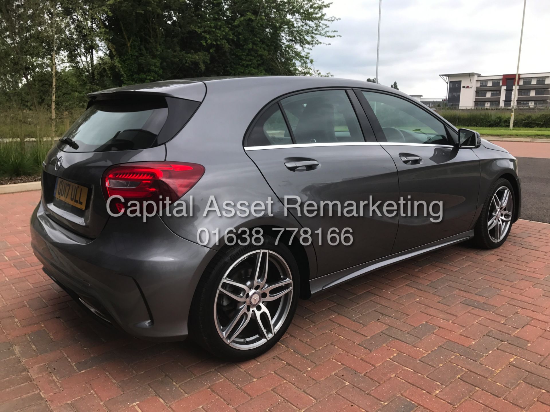 (On Sale) MERCEDES-BENZ A200d *AMG LINE* 5 DOOR HATCHBACK (2017) 'AUTO -LEATHER-SAT NAV' *HUGE SPEC* - Image 9 of 30