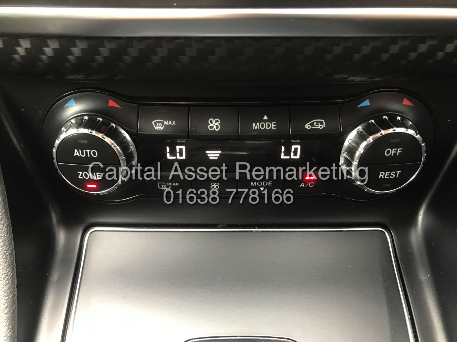 (On Sale) MERCEDES-BENZ A200d *AMG LINE* 5 DOOR HATCHBACK (2017) 'AUTO -LEATHER-SAT NAV' *HUGE SPEC* - Image 24 of 30