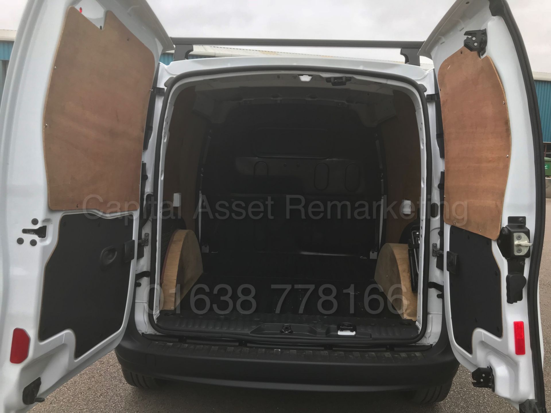 MERCEDES-BENZ CITAN 109 CDI 'LWB - PANEL VAN' (2015) '1.5 CDI - 90 BHP' (1 OWNER) *9,000 MILES ONLY* - Image 31 of 51