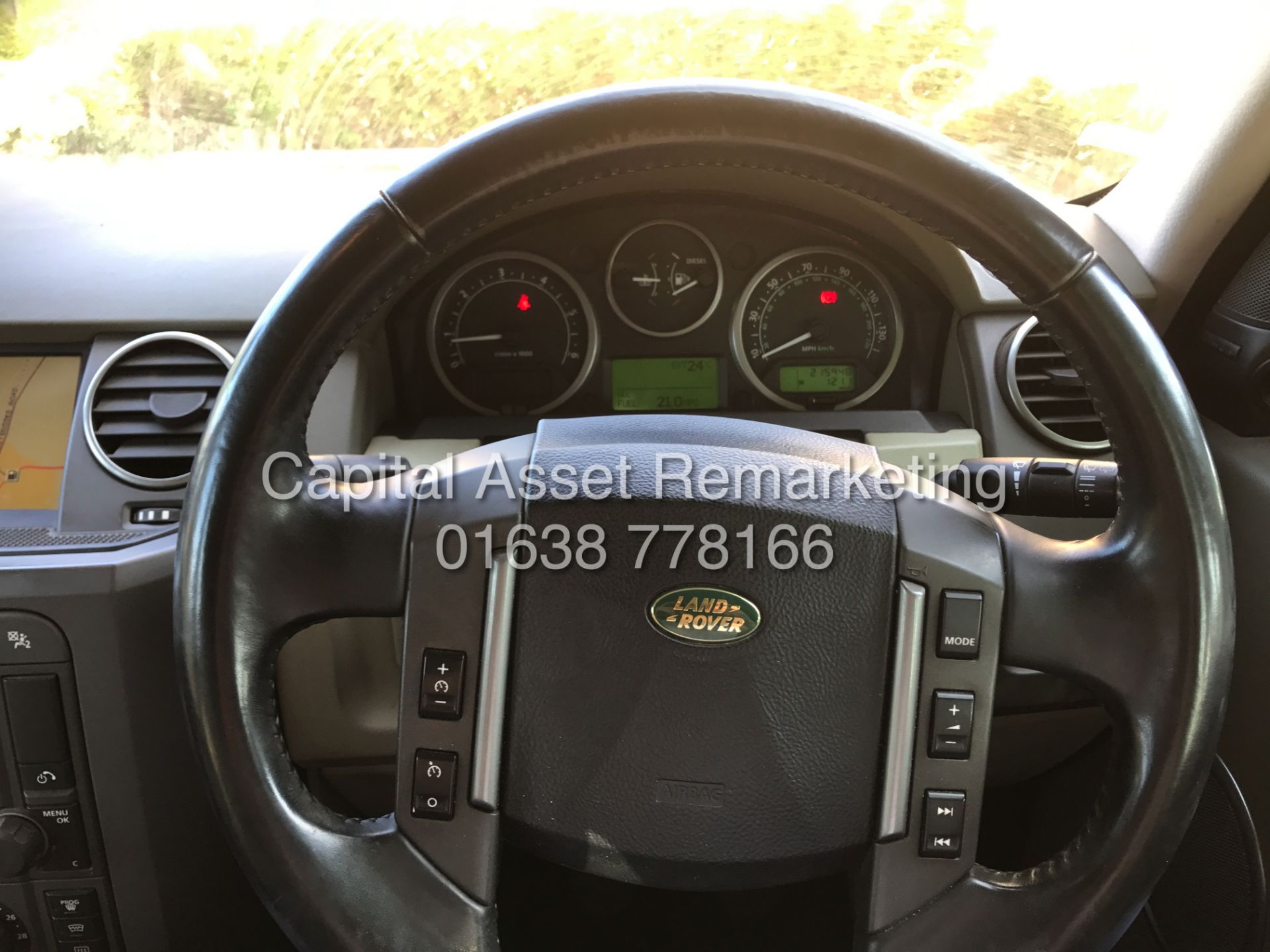 (ON SALE) LAND ROVER DISCOVERY TDV6 "SE 7 SEATER" GREAT SPEC - SAT NAV - FULL LEATHER - NO VAT - Image 22 of 28