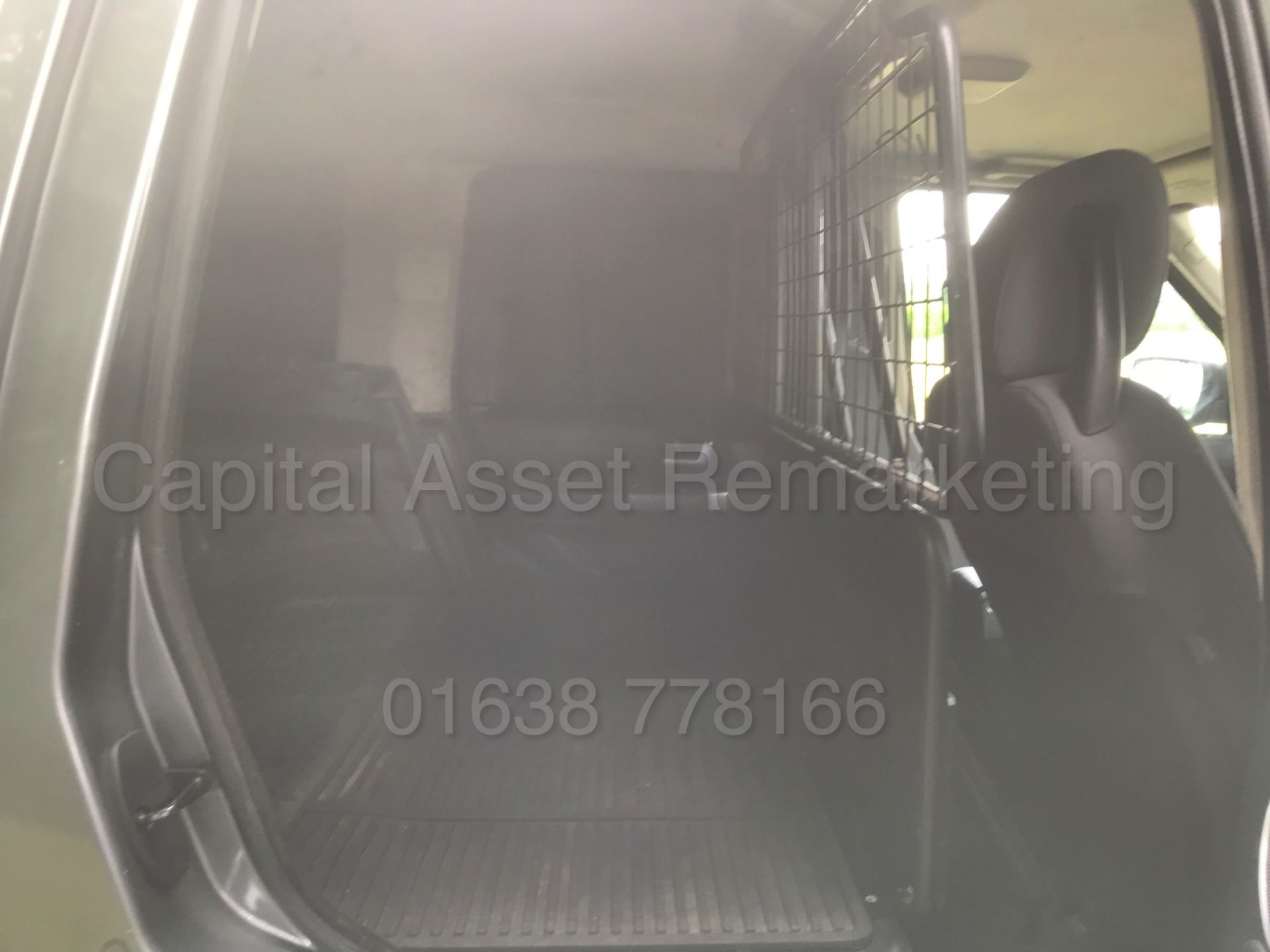 (On Sale) LAND ROVER DISCOVERY 3 'XS EDITION' **COMMERCIAL VAN**(2008 MODEL) 'TDV6-190 BHP' (NO VAT) - Image 24 of 38