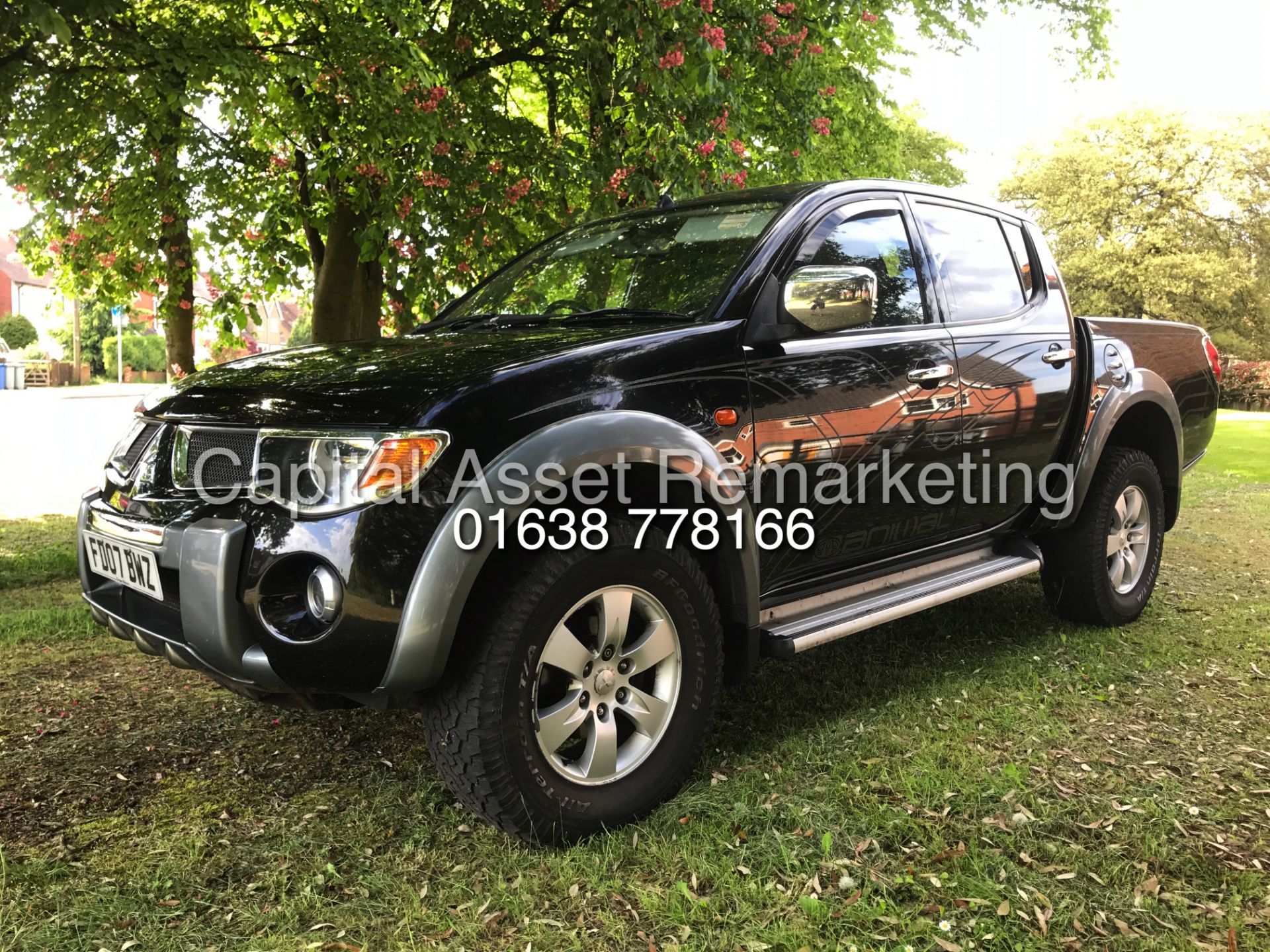 (ON SALE) MITSUBISHI L200 2.5DID "ANIMAL" BLACK EDITION" DC - LOW MILES - LEATHER - HUGE SPEC - WOW!