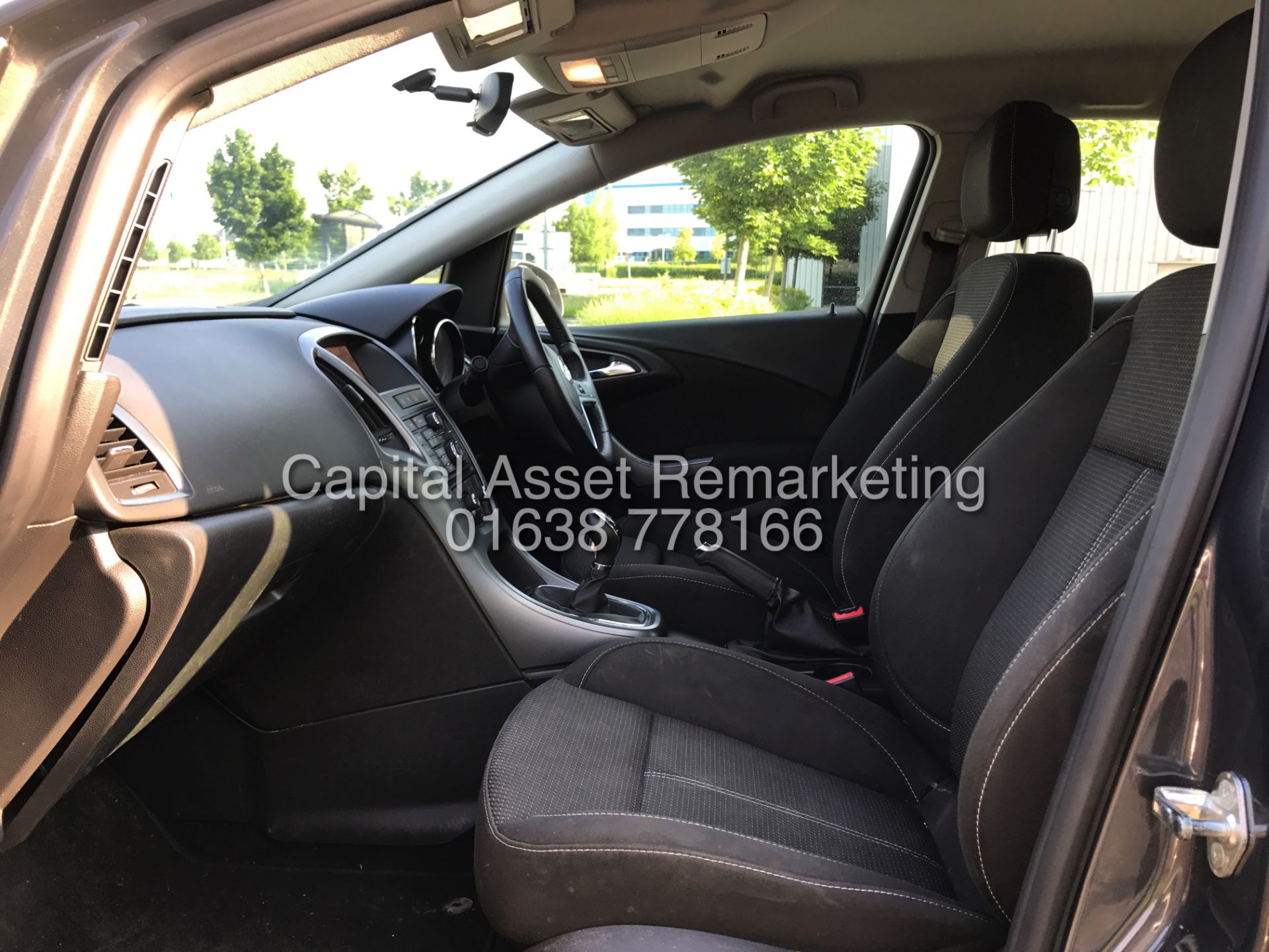 On Sale VAUXHALL ASTRA 1.3CDTI "TECH LINE" ESTATE (2013 MODEL) 1 OWNER WITH HISTORY SAT NAV AIR CON - Image 13 of 20