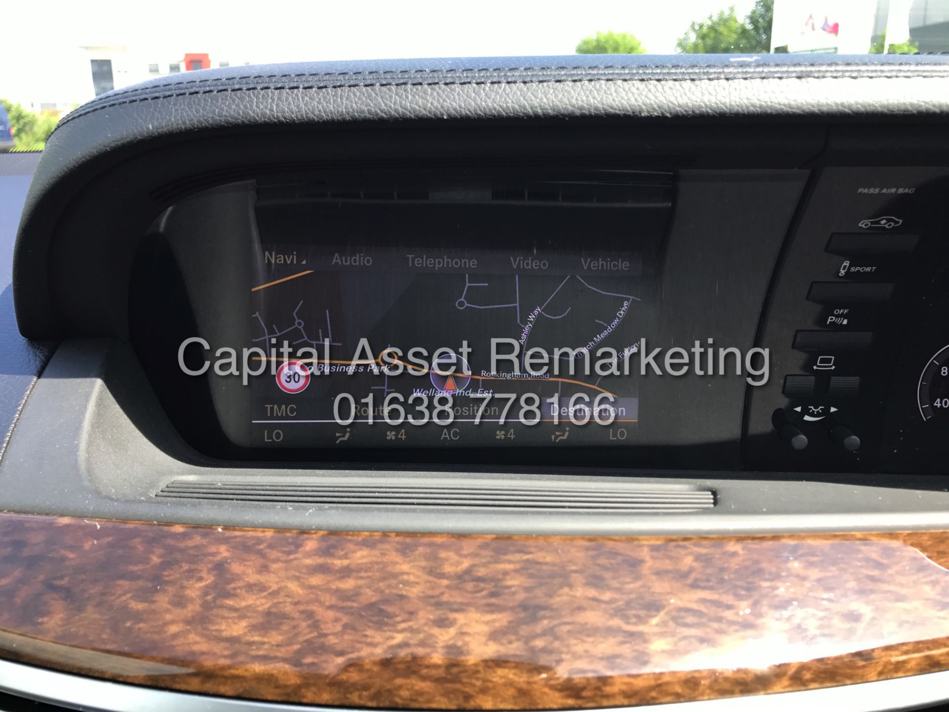 (ON SALE) MERCEDES S350CDI (2014 MODEL) LWB LIMO - SAT NAV - GLASS ROOF **ABSOLUTLY LOADED** - Image 20 of 37