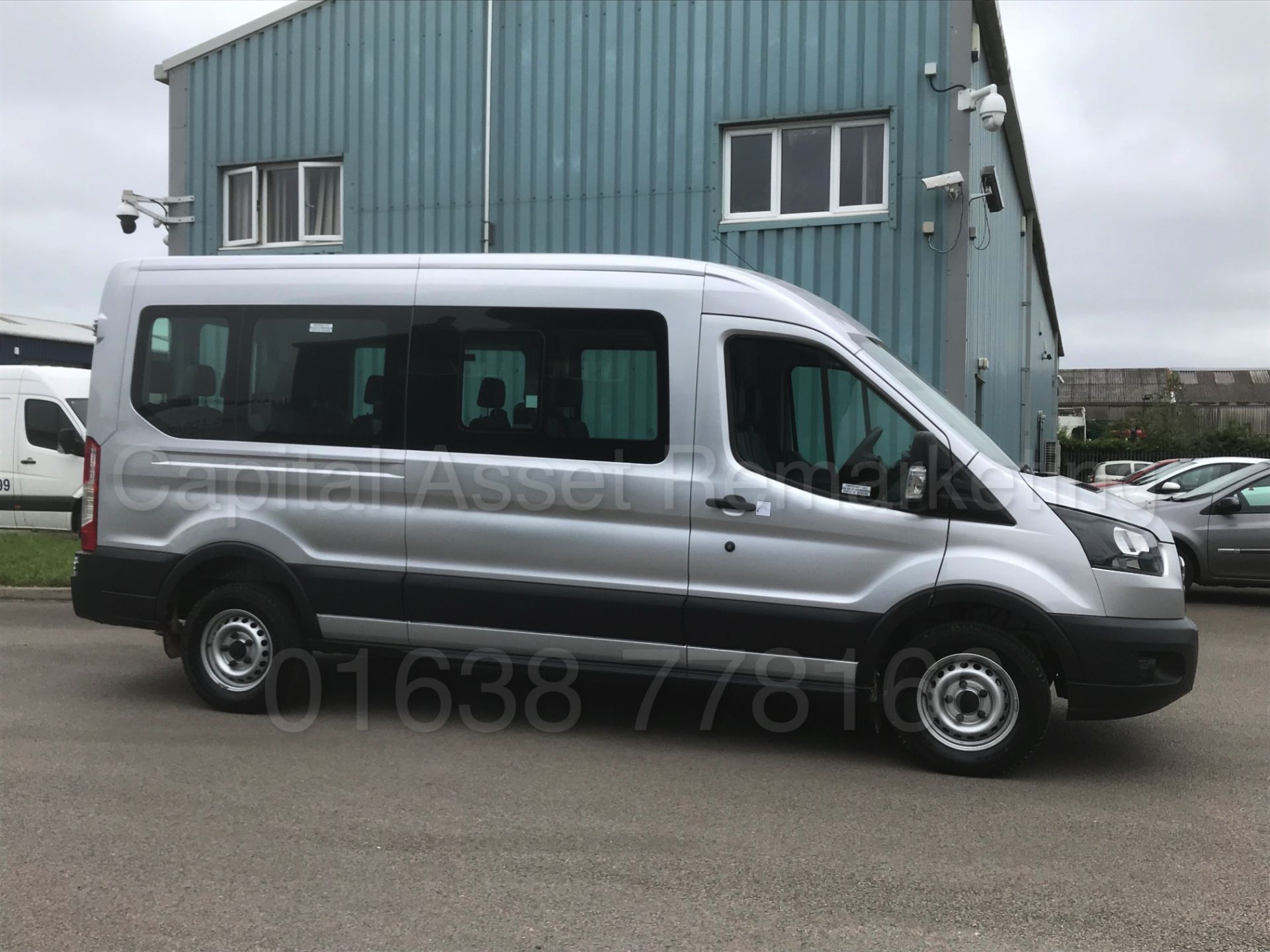 (On Sale) FORD TRANSIT LWB '15 SEATER MINI-BUS' (2018) '2.2 TDCI -125 BHP- 6 SPEED' 130 MILES ONLY ! - Bild 14 aus 50