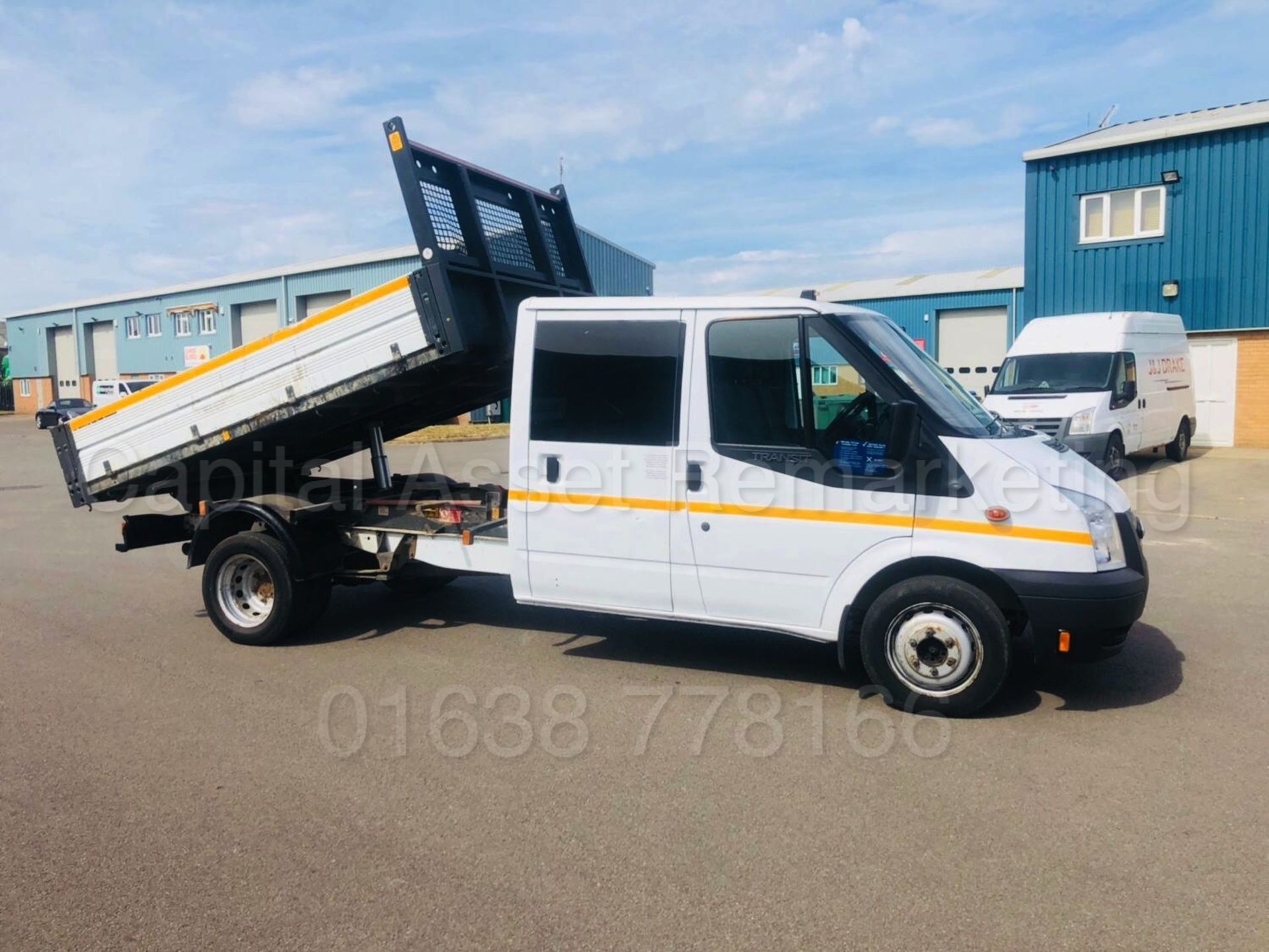 FORD TRANSIT 125 T350L RWD 'DOUBLE CAB TIPPER' (2014) '2.2 TDCI - 125 BHP - 6 SPEED' **3500 KG** - Image 18 of 35