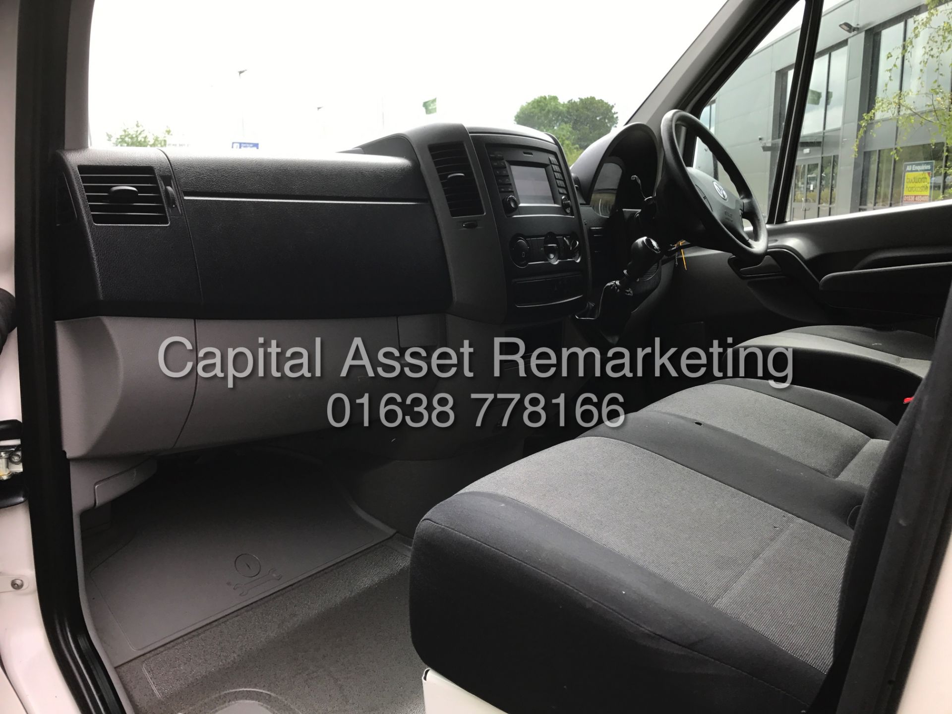 (ON SALE) VOLKSWAGEN CRAFTER 2.0TDI "136BHP" LWB / HI TOP (15 REG) 1 OWNER FSH - CRUISE - ELEC PACK - Image 15 of 19