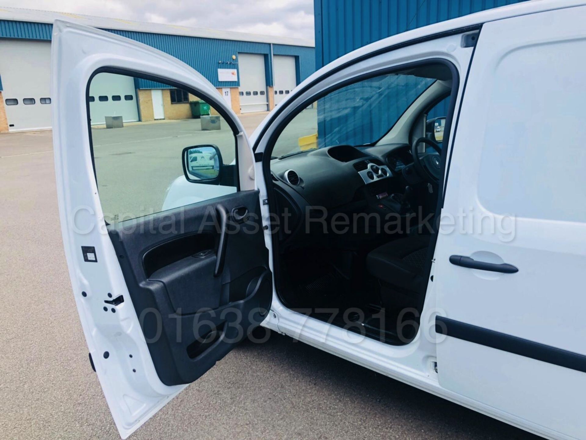 (On Sale) RENAULT KANGOO ML19 'PANEL VAN' *MEALS ON WHEELS* (2013 MODEL) '1.5 DCI - 90 BHP’ *A/C* - Image 12 of 29