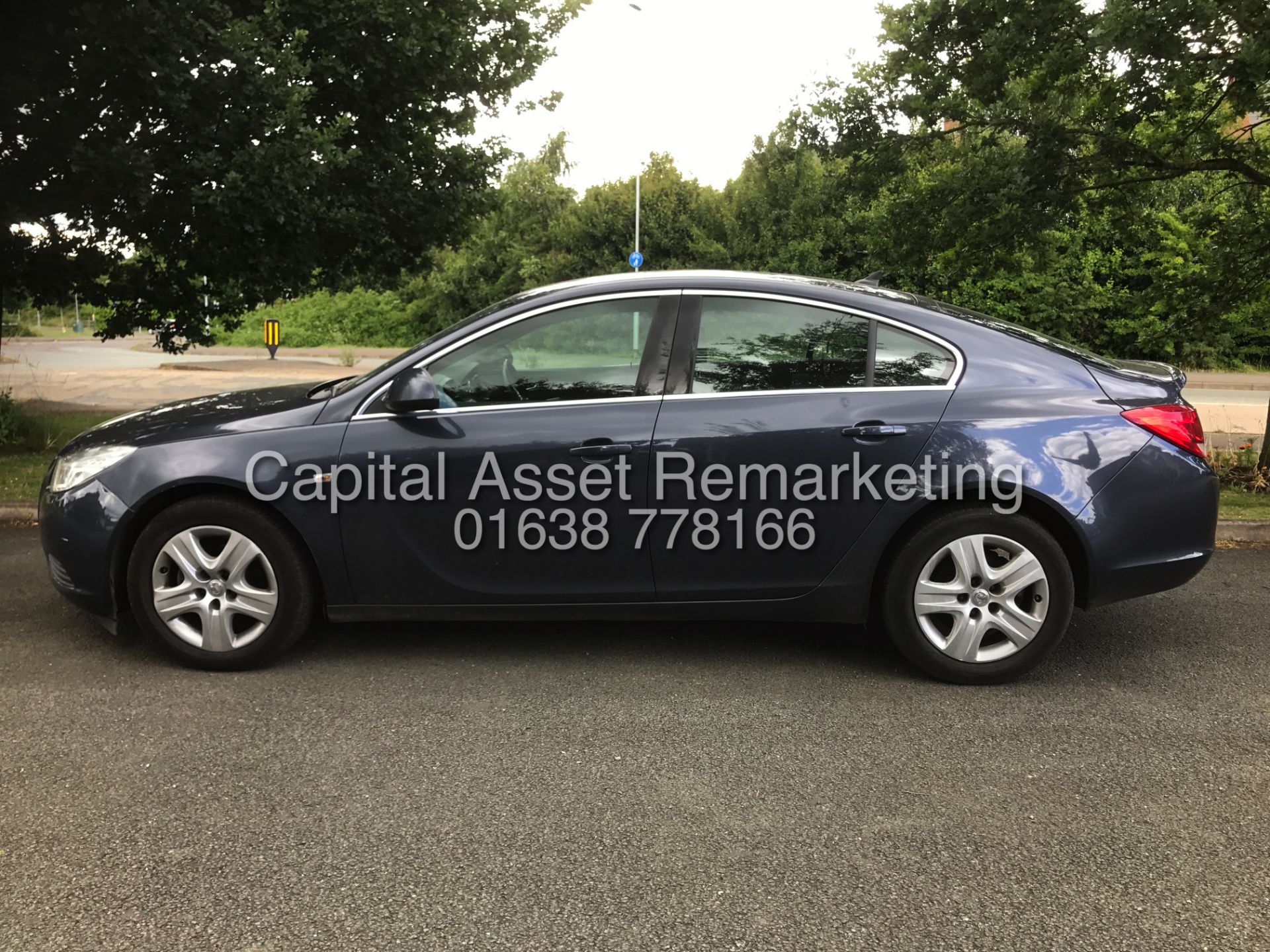VAUXHALL INSIGNIA 2.0CDTI "EXCLUSIV NAV" 130BHP - 6 SPEED - 1 OWNER - SERVICE HISTORY - CLIMATE - Image 4 of 18