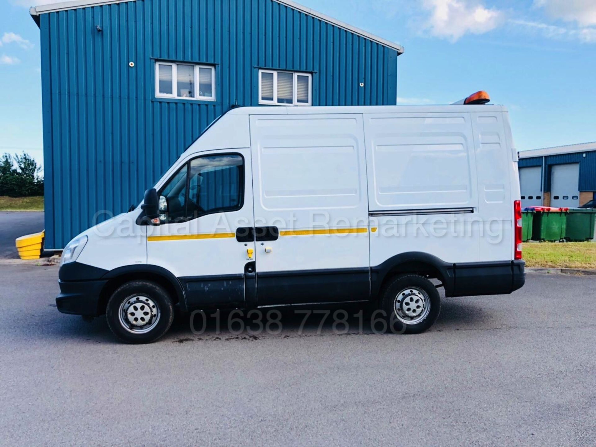 (On Sale) IVECO DAILY 35S11 'LCV - PANEL VAN' (2013 MODEL) '2.3 DIESEL - 110 BHP - 6 SPEED' - Bild 6 aus 32