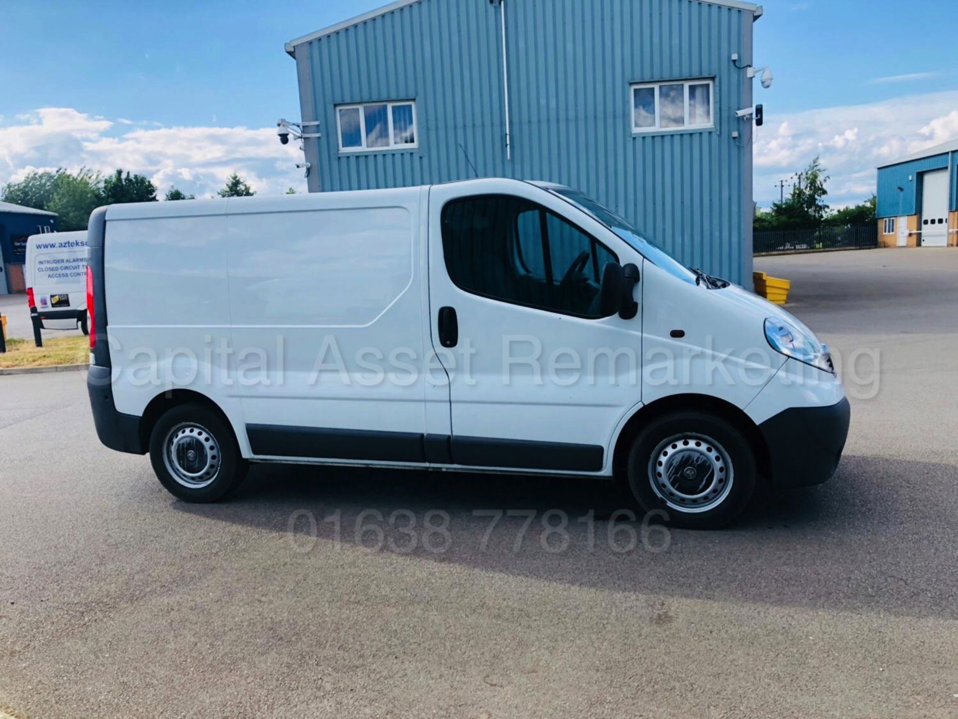 (On Sale) VAUXHALL VIVARO 2700 'SWB - PANEL VAN' (2014 MODEL) '2.0 CDTI - 115 BHP - 6 SPEED' - Bild 6 aus 34