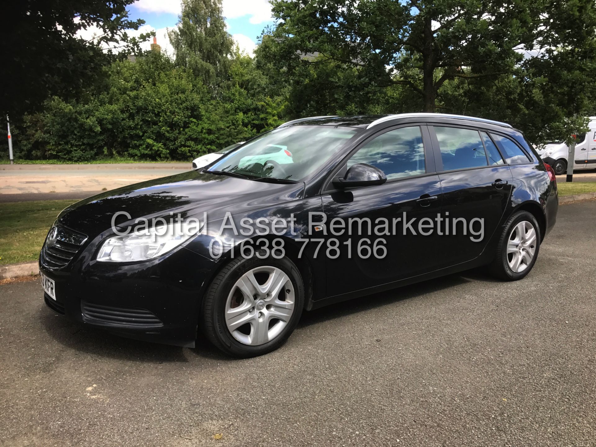 (ON SALE) VAUXHALL INSIGNIA 2.0CDTI ecoFLEX SPORTS TOURER ESTATE (13 REG) FSH - 1 OWNER - AIR CON - Image 3 of 17