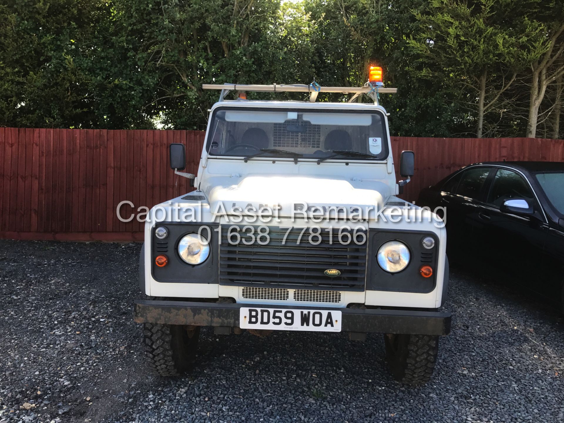 (ON SALE) LAND ROVER DEFENDER 2.4TDCI 110 HARD TOP (SPECIAL UTILITY VEHICLE) 6 SPEED (2010) 1 OWNER - Image 2 of 9