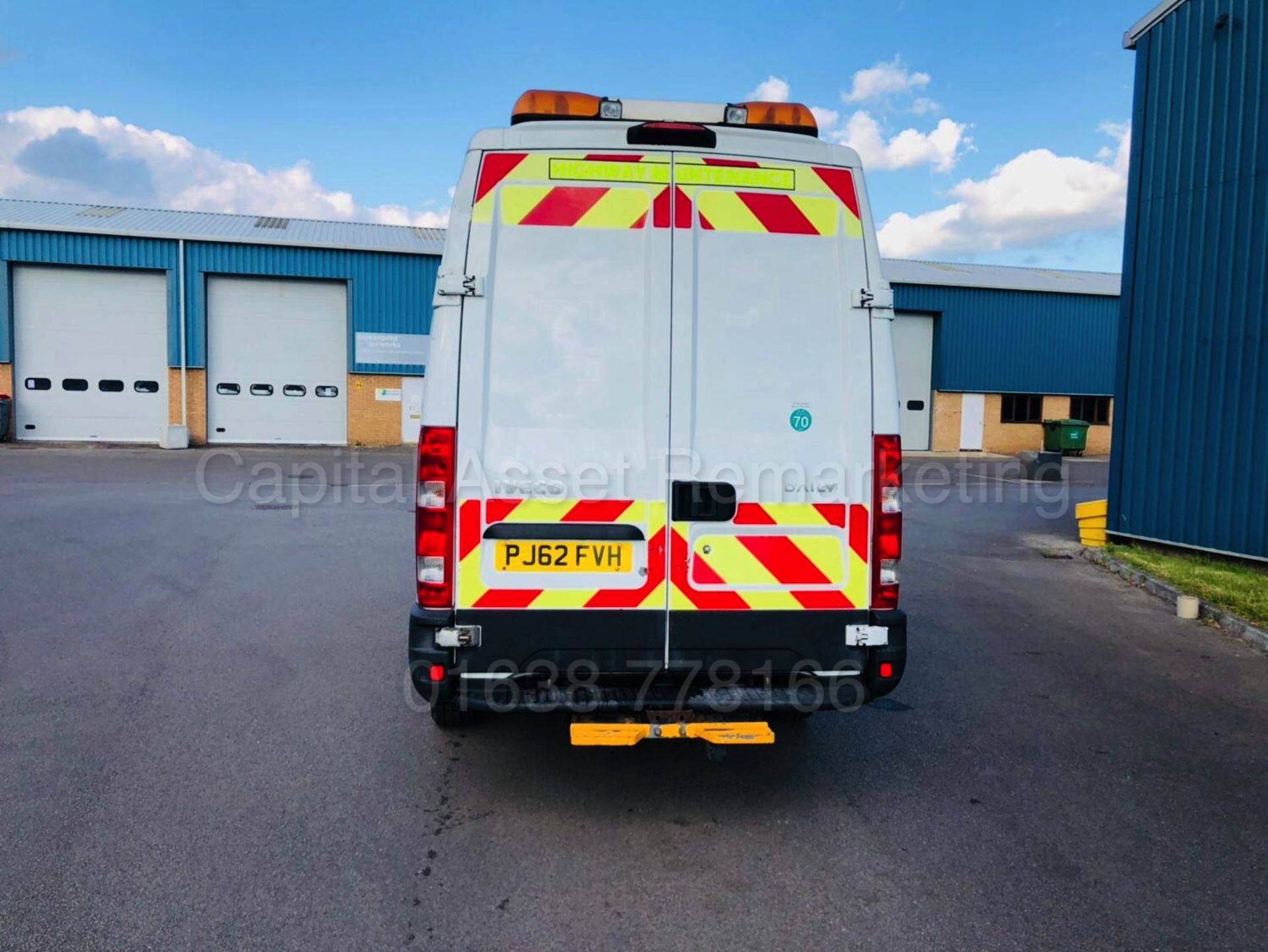 (On Sale) IVECO DAILY 35S11 'LCV - PANEL VAN' (2013 MODEL) '2.3 DIESEL - 110 BHP - 6 SPEED' - Image 9 of 32