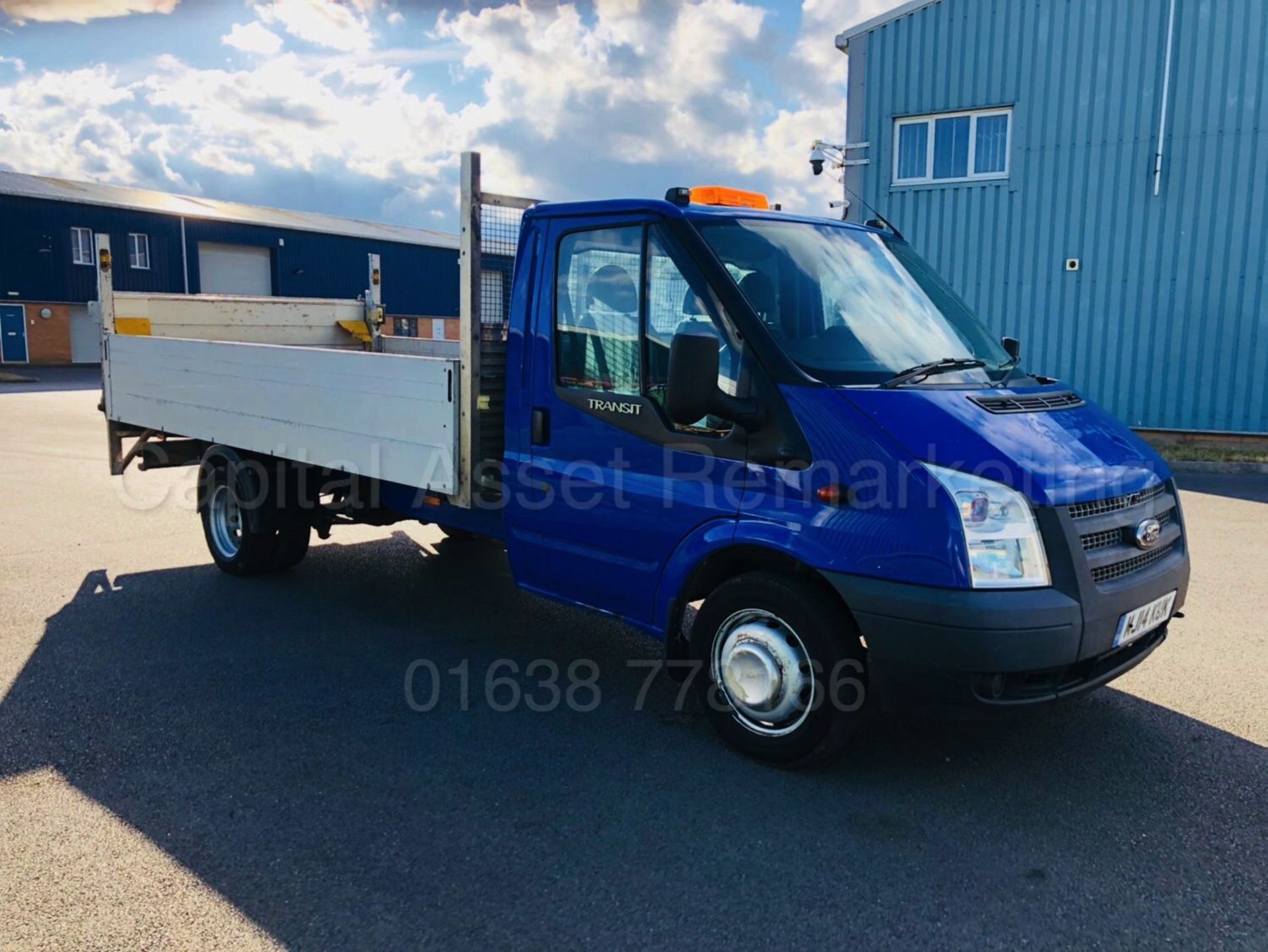 FORD TRANSIT 125 T350 'LWB - DROPSIDE' (2014) '2.2 TDCI - 125 BHP - 6 SPEED' **TAIL-LIFT** - Image 2 of 38