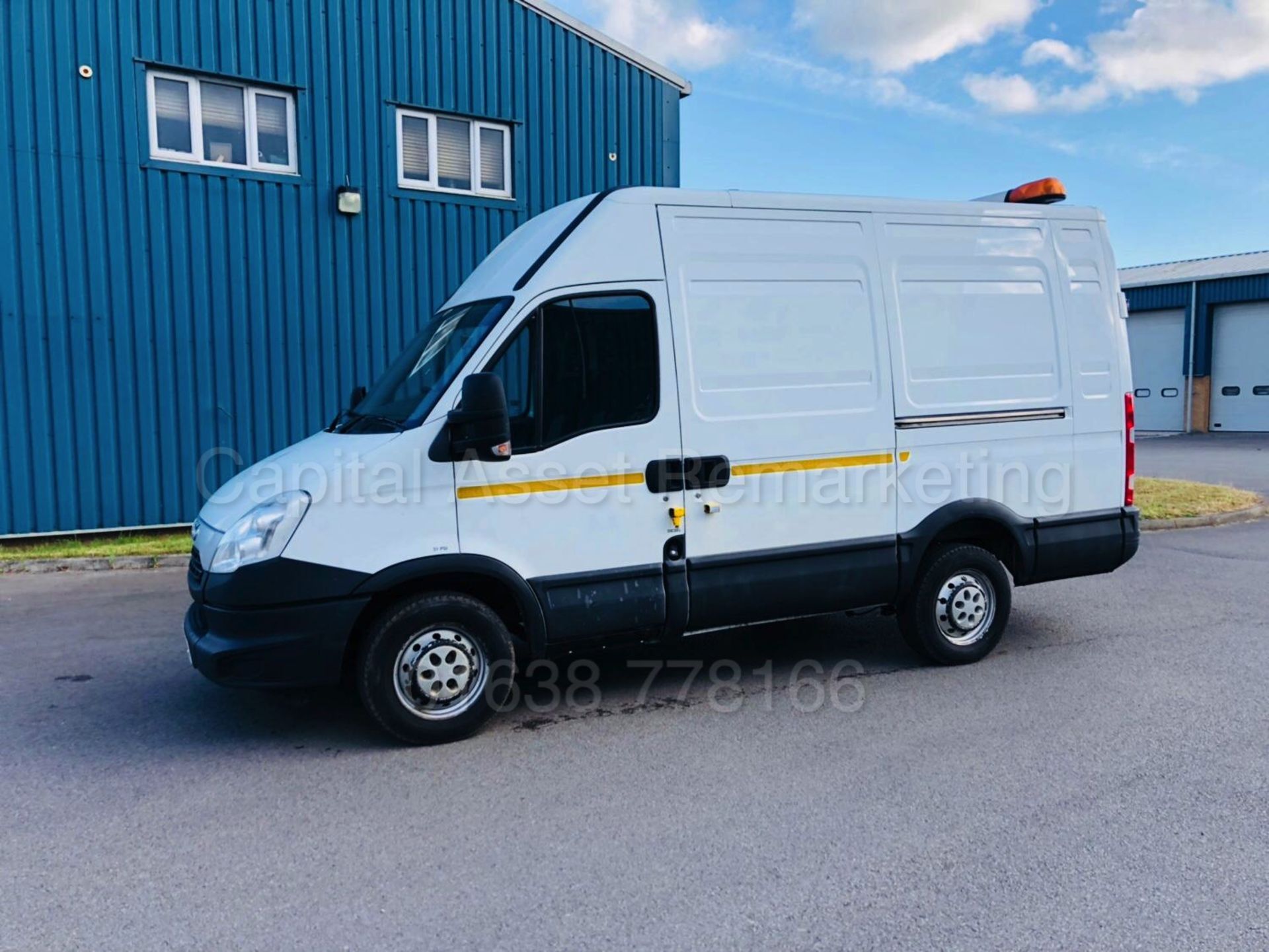 (On Sale) IVECO DAILY 35S11 'LCV - PANEL VAN' (2013 MODEL) '2.3 DIESEL - 110 BHP - 6 SPEED' - Image 5 of 32