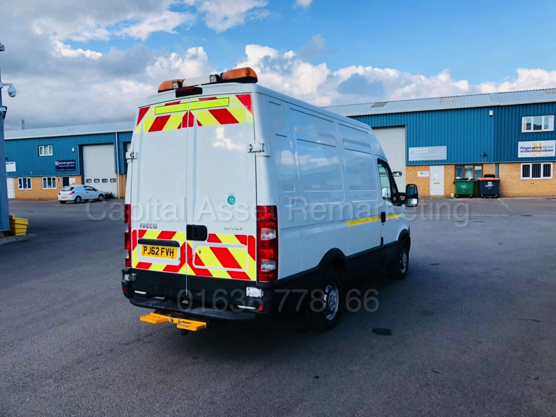 (On Sale) IVECO DAILY 35S11 'LCV - PANEL VAN' (2013 MODEL) '2.3 DIESEL - 110 BHP - 6 SPEED' - Image 10 of 32