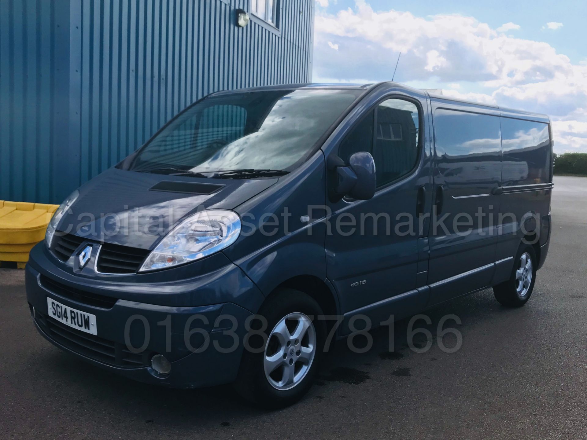 (On Sale) RENAULT TRAFIC 'SPORT EDITION' LWB (2014) '2.0 DCI - 115 BHP - 6 SPEED' *AIR CON* (NO VAT)