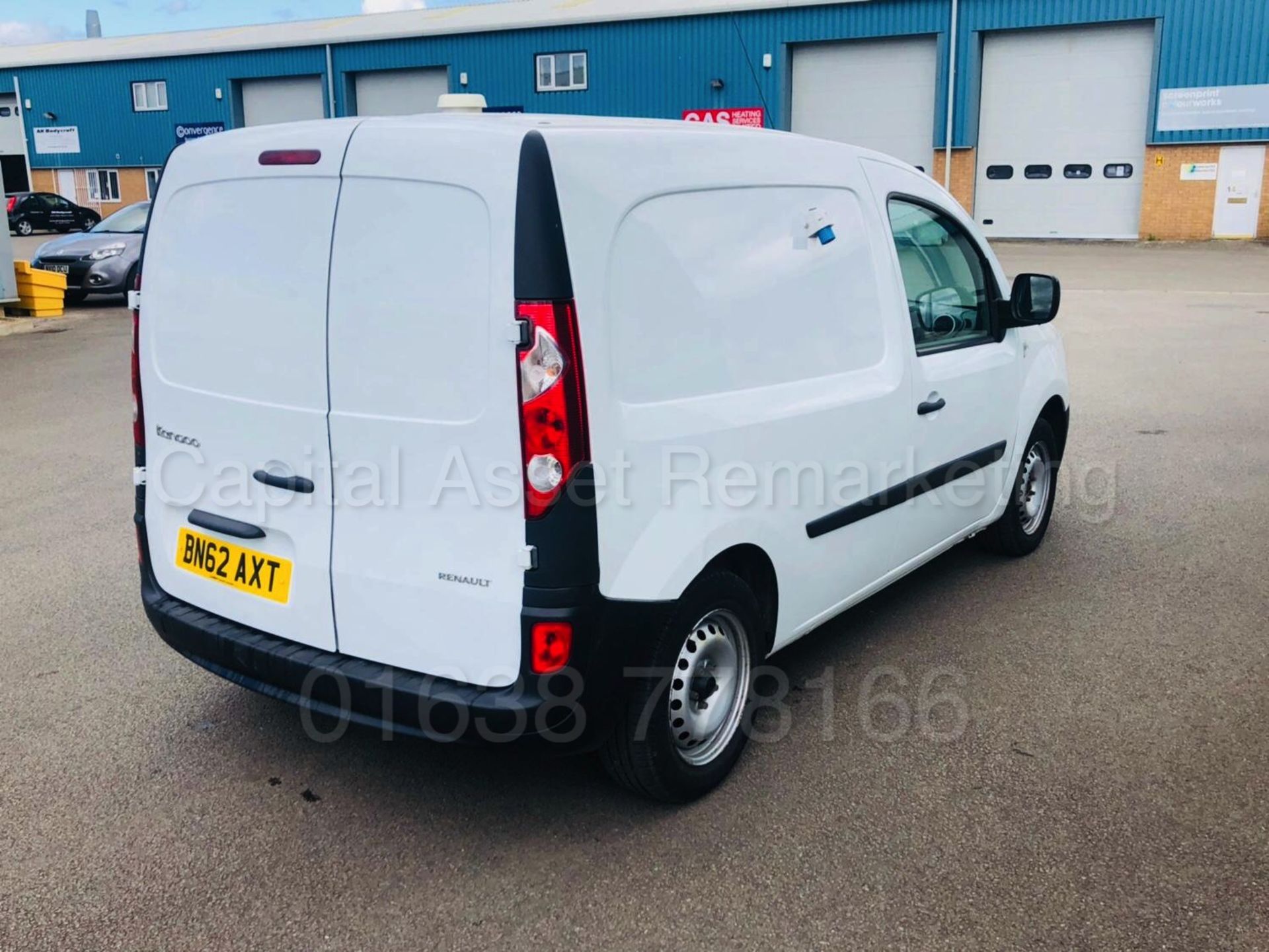 (On Sale) RENAULT KANGOO ML19 'PANEL VAN' *MEALS ON WHEELS* (2013 MODEL) '1.5 DCI - 90 BHP’ *A/C* - Bild 26 aus 29