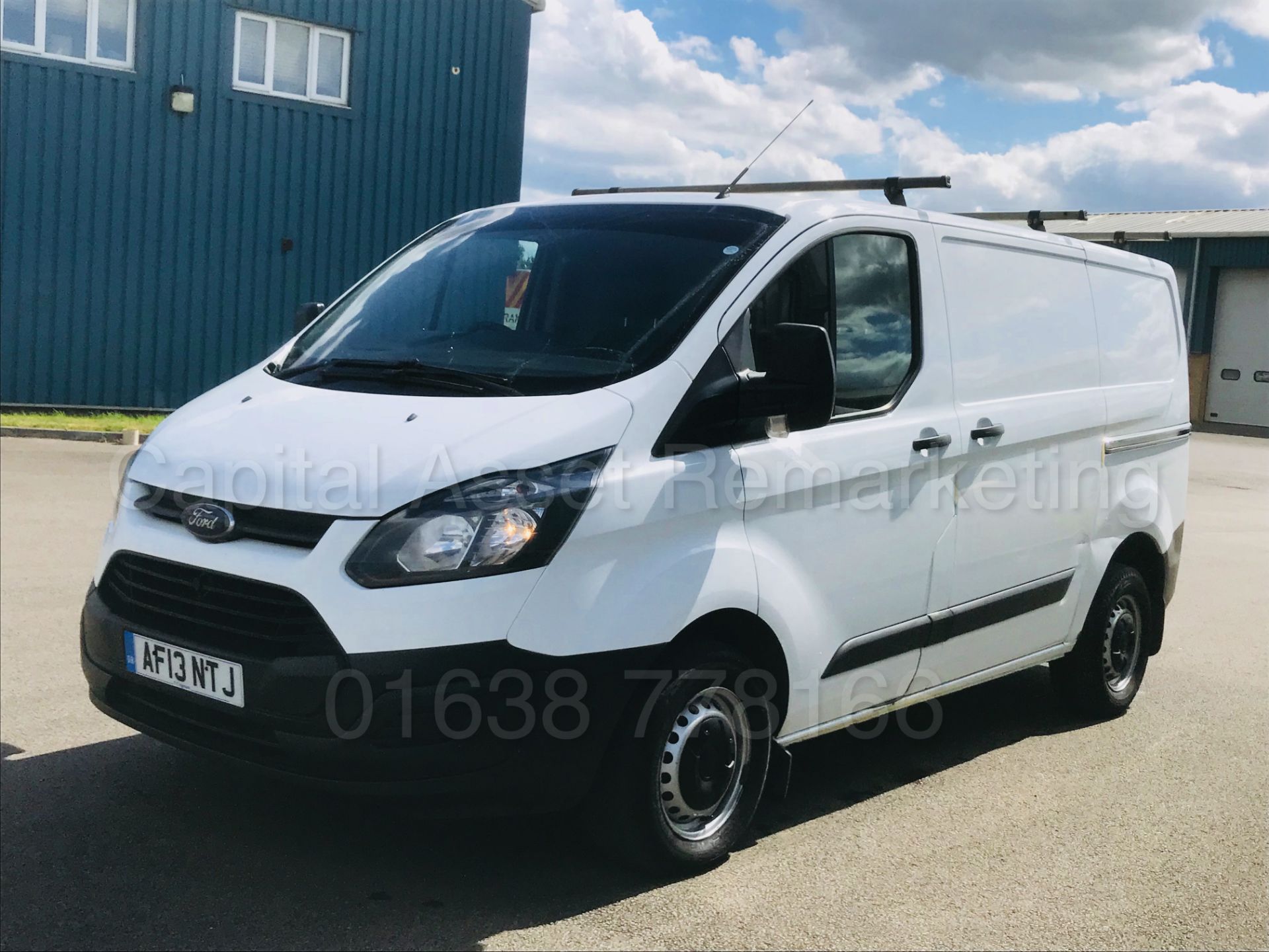 FORD TRANSIT CUSTOM 290 'ECO-TECH' **PANEL VAN** (2013 - 13 REG) '2.2 TDCI - 125 BHP - 6 SPEED' - Bild 5 aus 33