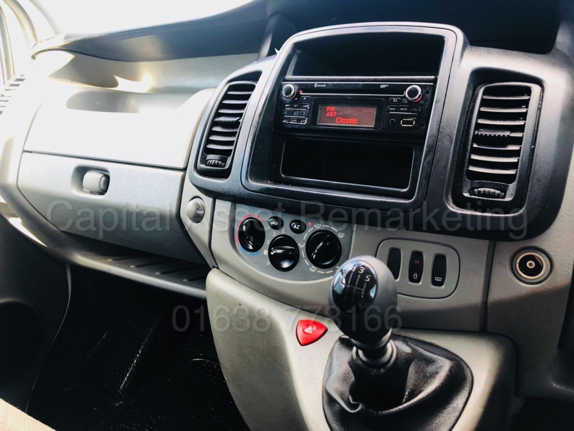 (On Sale) VAUXHALL VIVARO 2700 'SWB - PANEL VAN' (2014 MODEL) '2.0 CDTI - 115 BHP - 6 SPEED' - Image 34 of 34