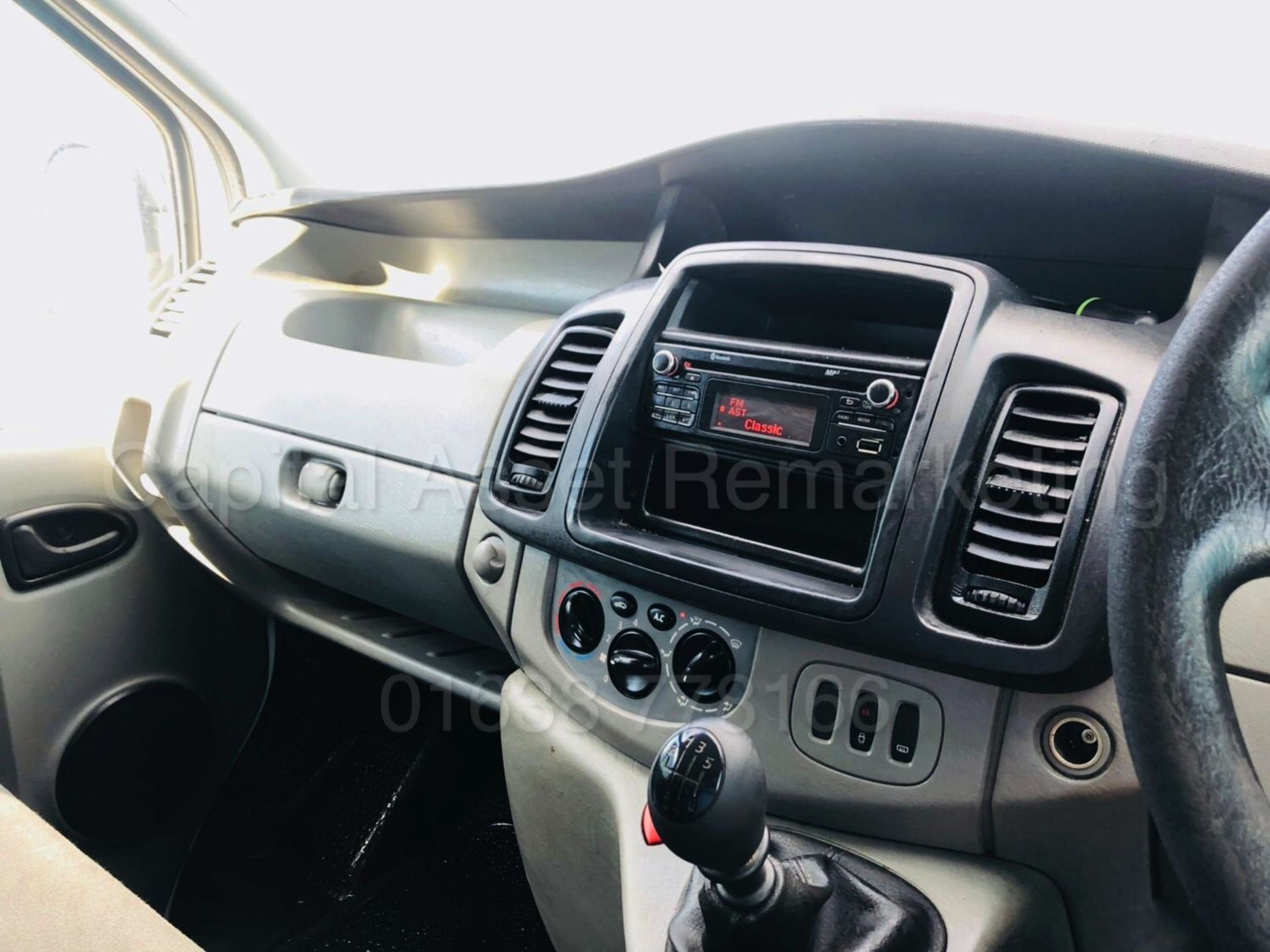 (On Sale) VAUXHALL VIVARO 2700 'SWB - PANEL VAN' (2014 MODEL) '2.0 CDTI - 115 BHP - 6 SPEED' - Bild 15 aus 34