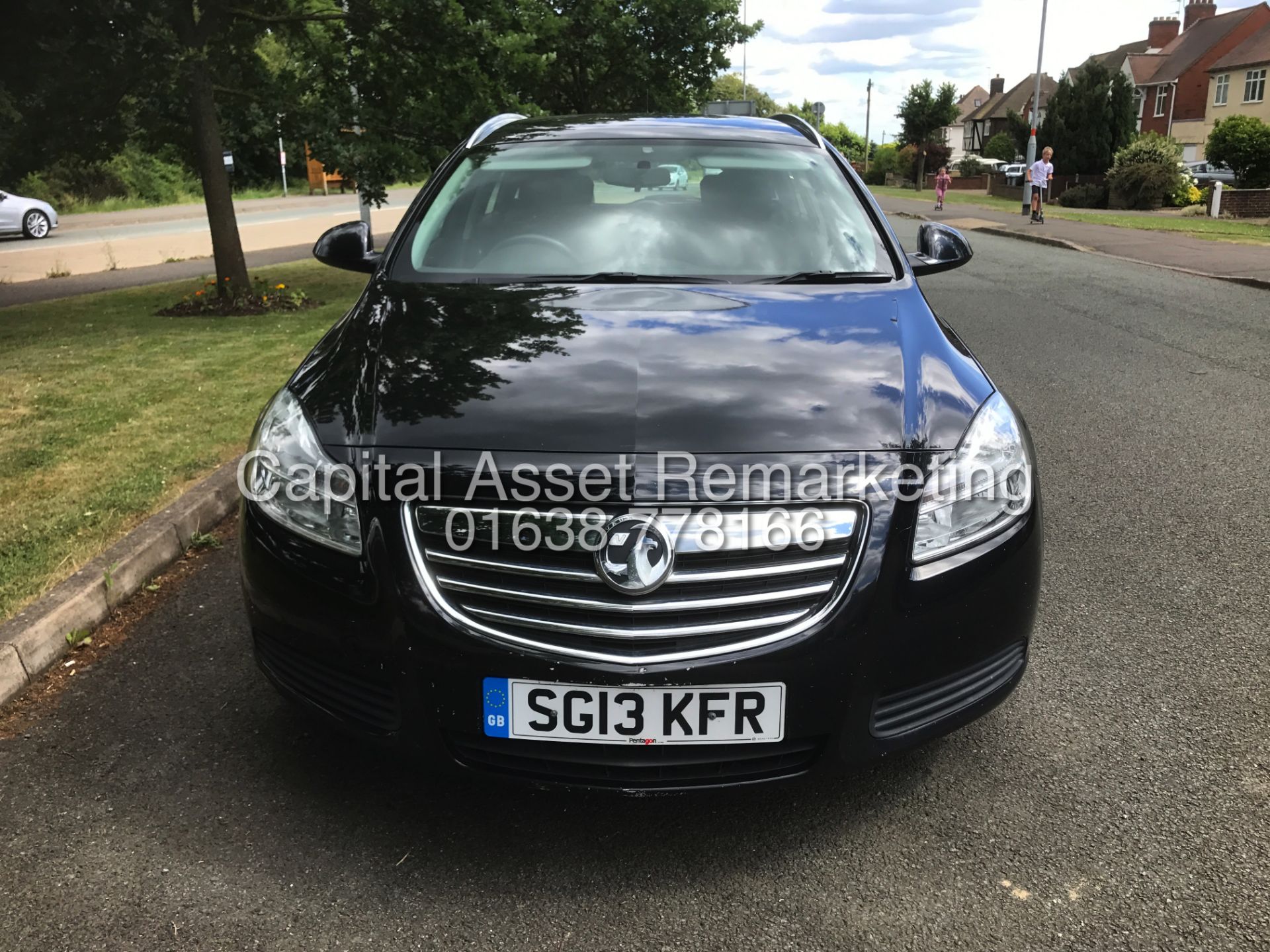 (ON SALE) VAUXHALL INSIGNIA 2.0CDTI ecoFLEX SPORTS TOURER ESTATE (13 REG) FSH - 1 OWNER - AIR CON - Image 2 of 17