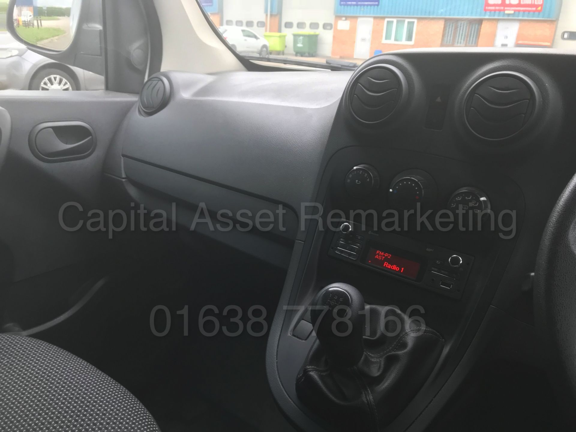 (On Sale) MERCEDES-BENZ CITAN 109 CDI 'LWB - PANEL VAN' (2015) '1.5 CDI -90 BHP' *CRUISE* (1 OWNER) - Image 27 of 33