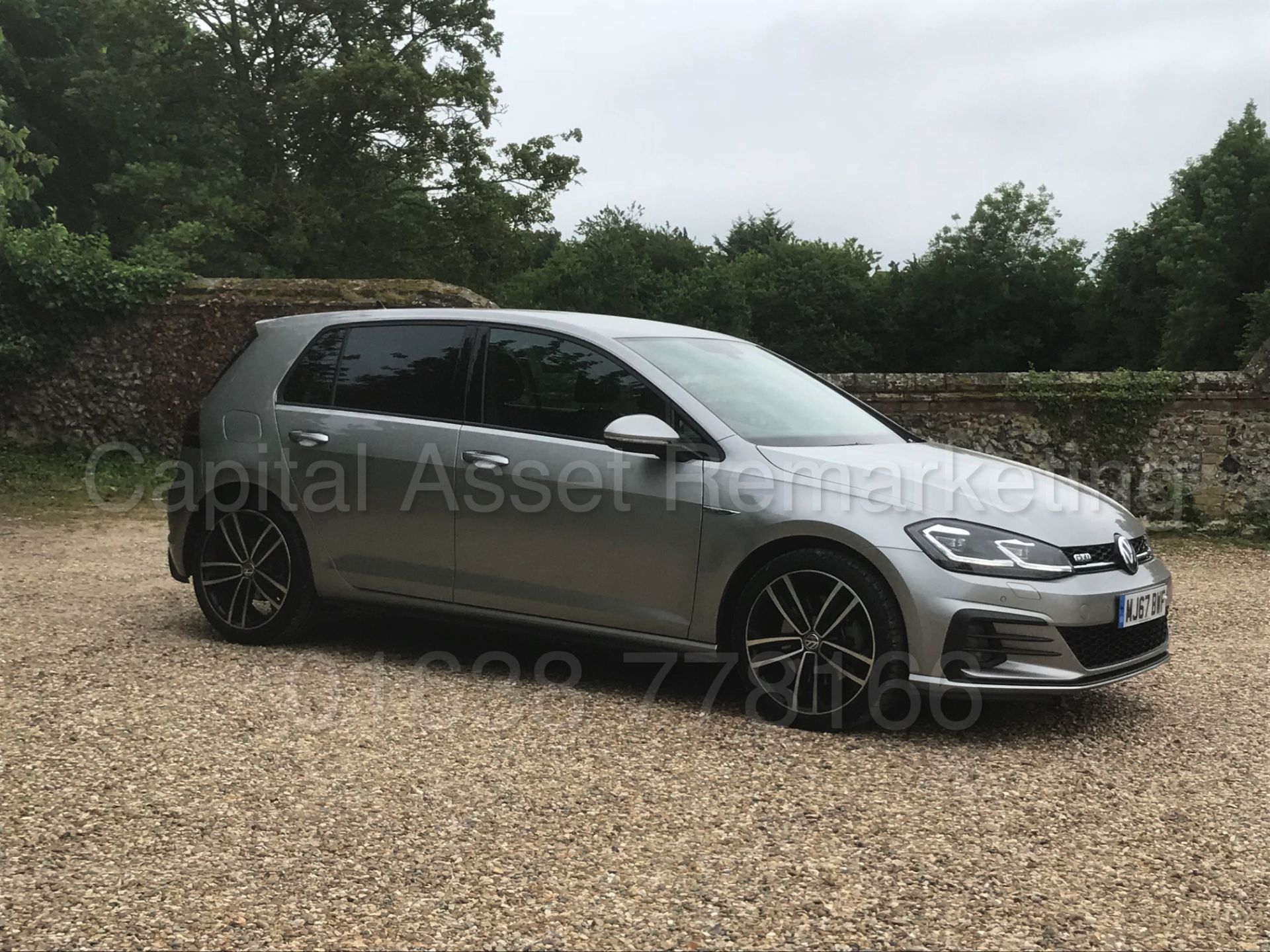 VOLKSWAGEN GOLF *GTD EDITION* 5 DOOR (2017 - 67 REG) '2.0 TDI - 184 BHP' *SAT NAV* (1 OWNER) 50 MPG+ - Bild 13 aus 48