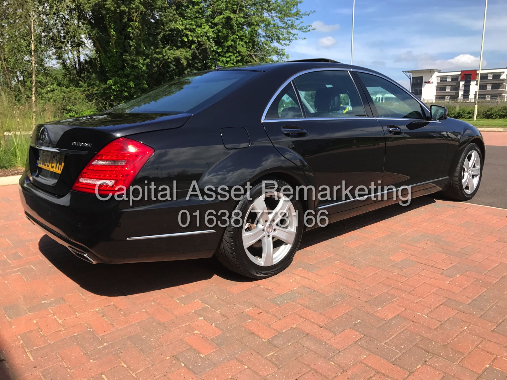 (ON SALE) MERCEDES S350CDI (2014 MODEL) LWB LIMO - SAT NAV - GLASS ROOF **ABSOLUTLY LOADED** - Image 9 of 37