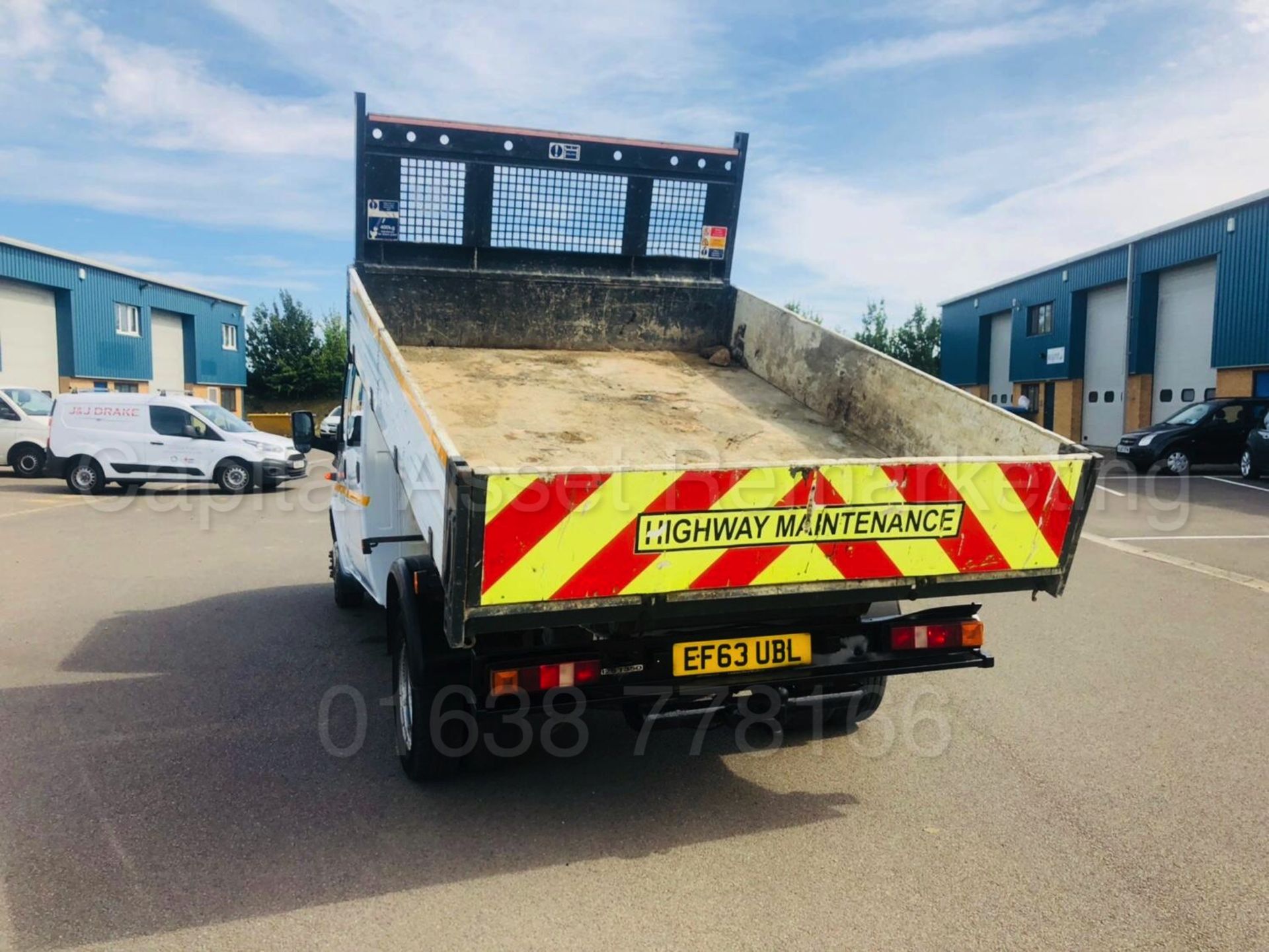 FORD TRANSIT 125 T350L RWD 'DOUBLE CAB TIPPER' (2014) '2.2 TDCI - 125 BHP - 6 SPEED' **3500 KG** - Image 33 of 35