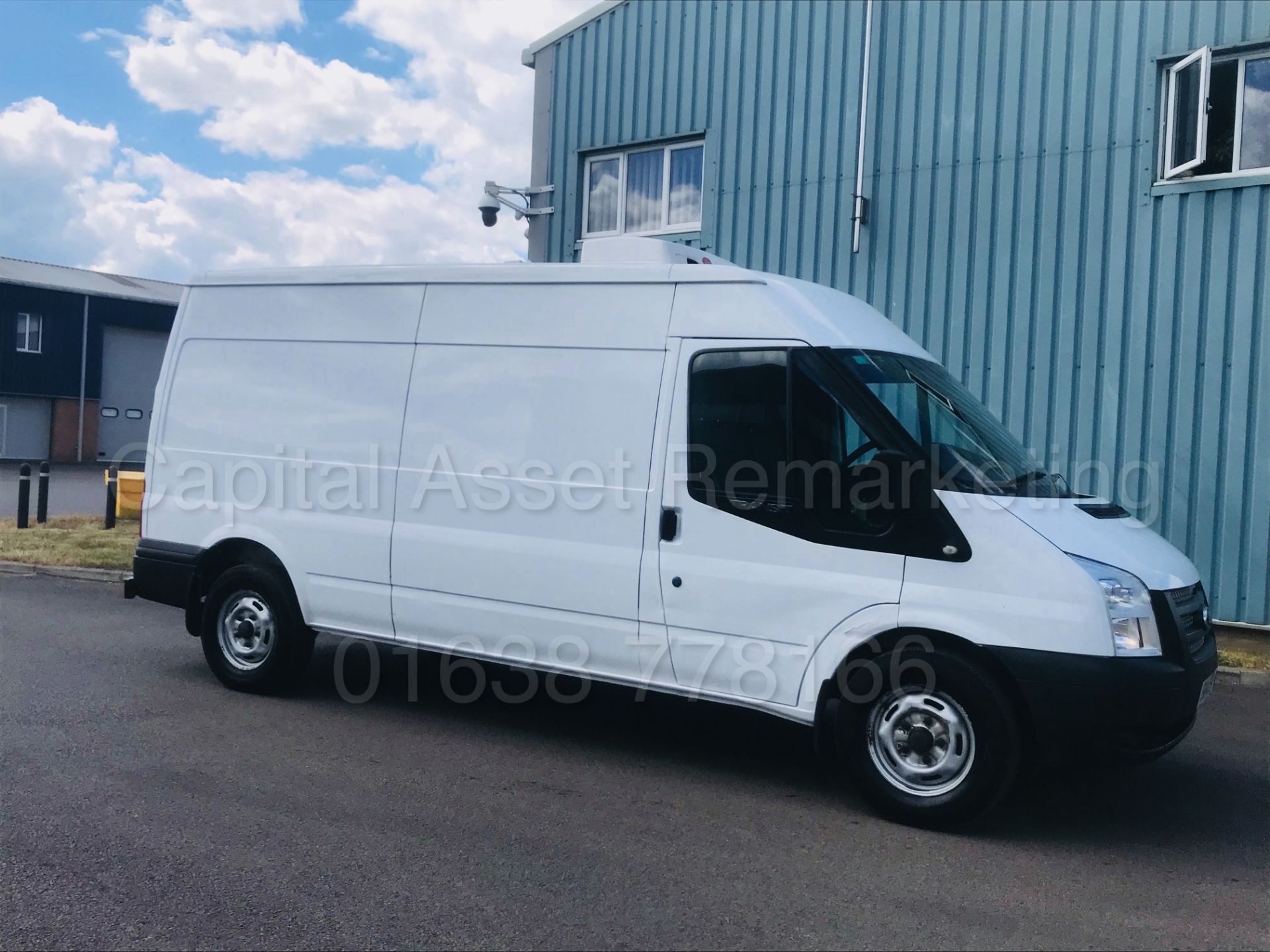 FORD TRANSIT 125 T350L RWD 'LWB - FRIDGE / FREEZER' (2014) '2.2 TDCI - 125 BHP - 6 SPEED' *SAT NAV* - Image 12 of 29