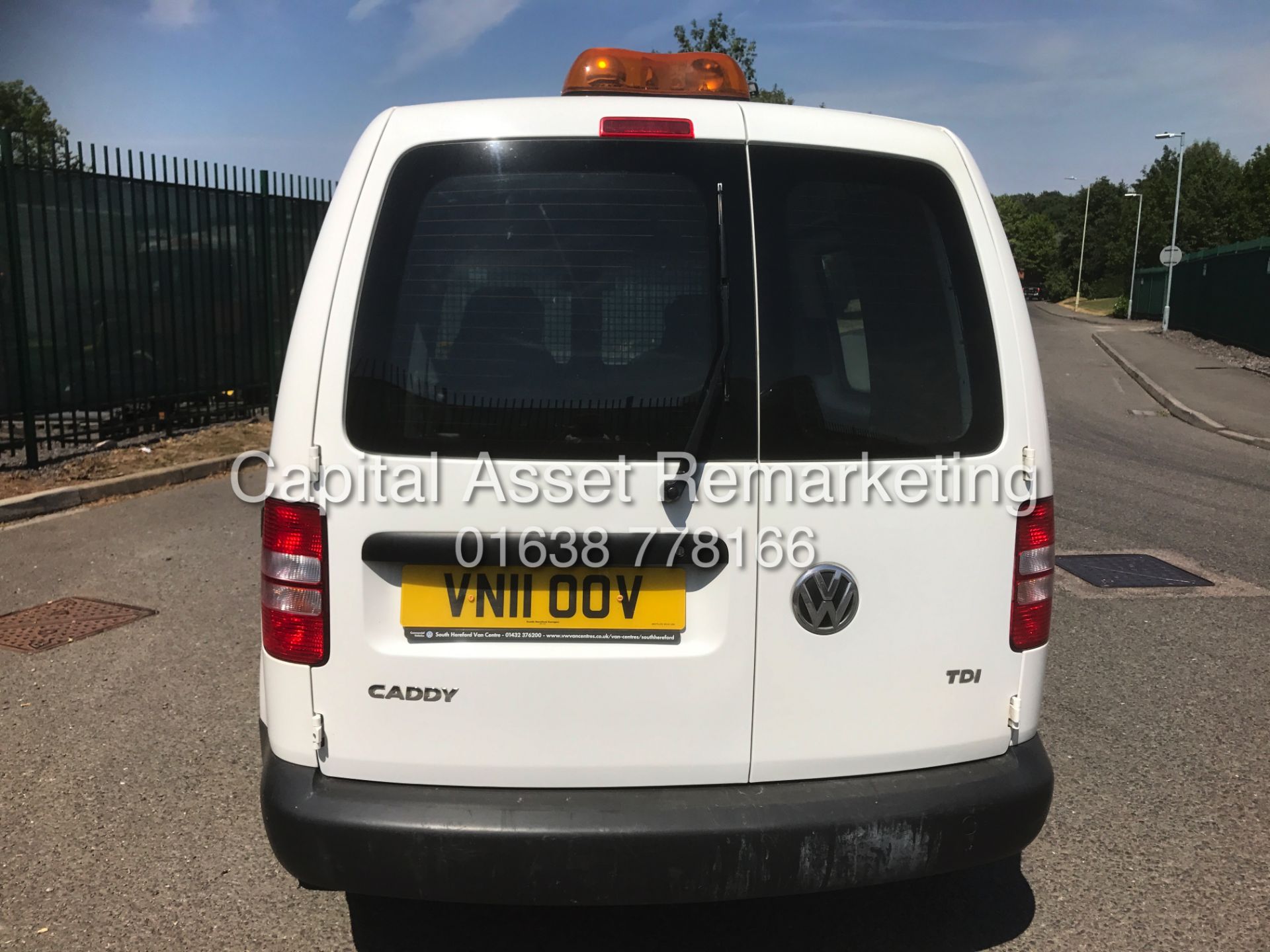 On Sale VOLKSWAGEN CADDY 1.6TDI C20 COMBI VAN (11 REG - NEW SHAPE) TWIN SIDE DOORS - ELEC PACK - - Image 6 of 16