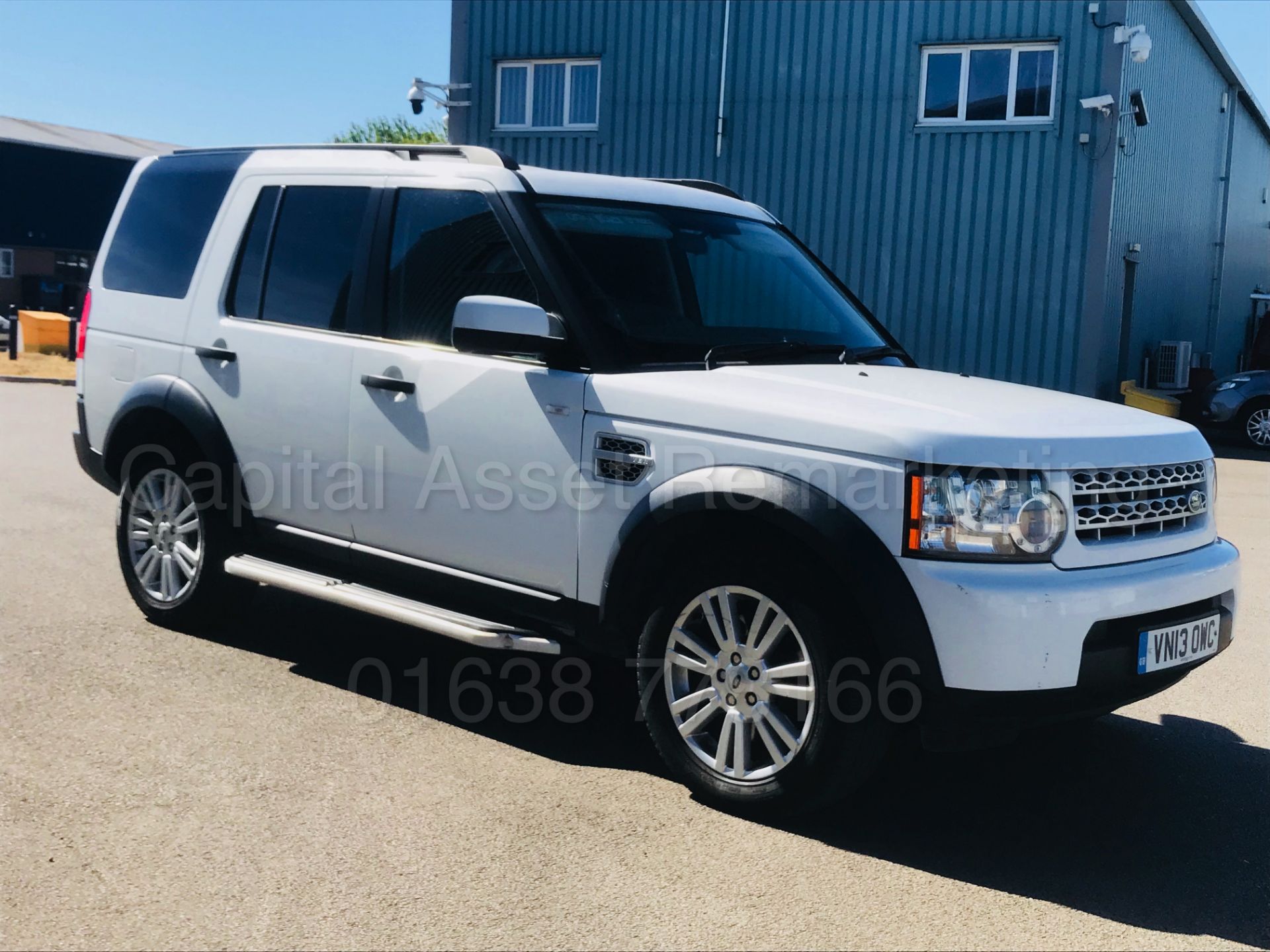 (On Sale) LAND ROVER DISCOVERY 4 **COMMERCIAL VAN**(2013 - 13 REG) '3.0 TDV6 - 210 BHP - AUTO'