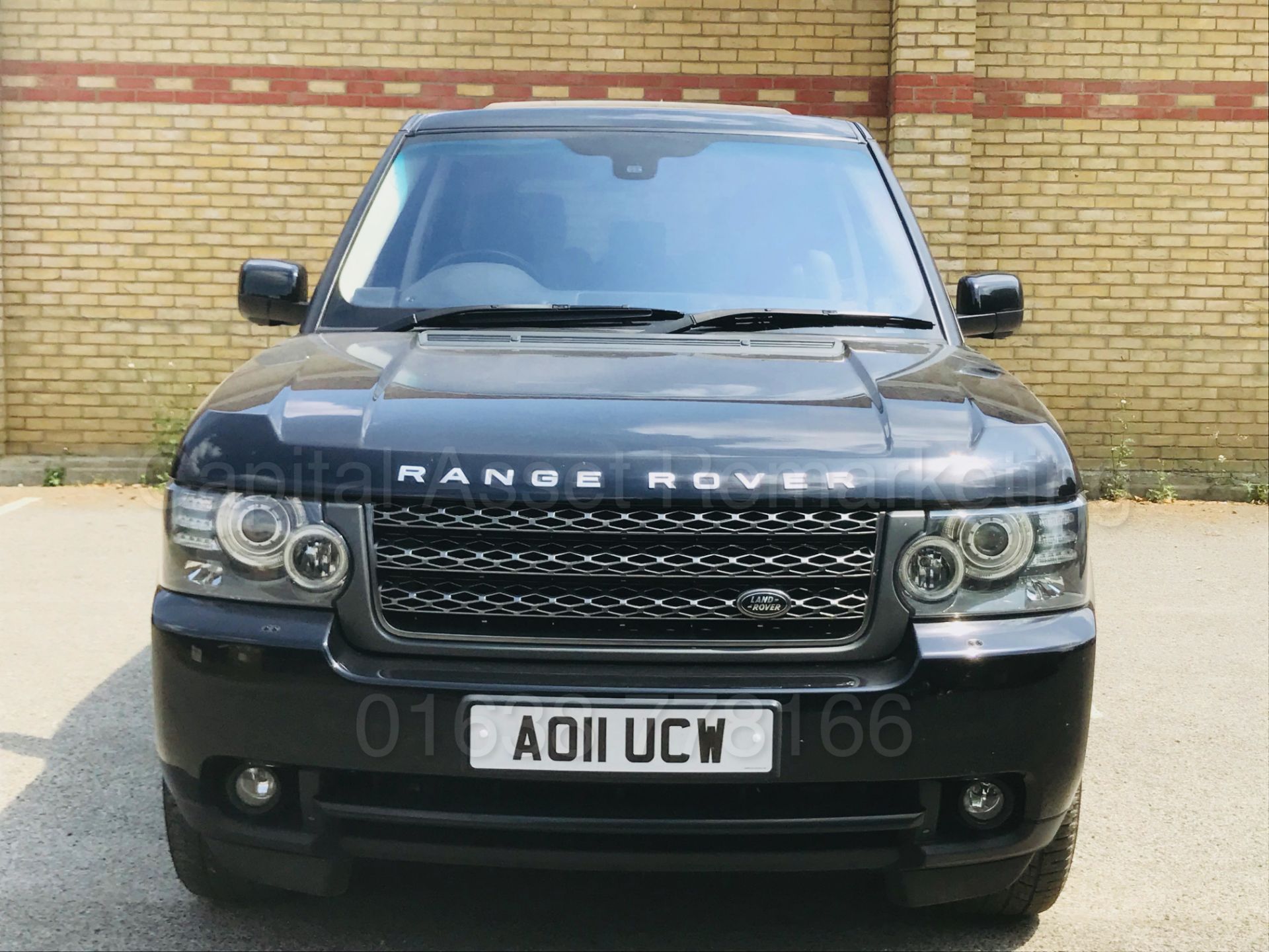 (On Sale) RANGE ROVER VOGUE SE (2011) 'TDV8 -8 SPEED AUTO' **FULLY LOADED** (1 OWNER - FULL HISTORY) - Image 15 of 60