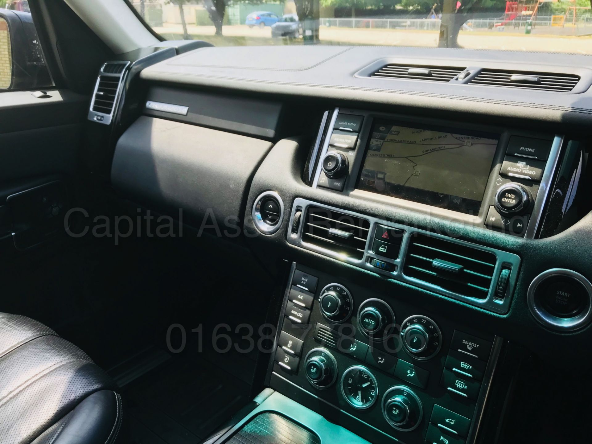 (On Sale) RANGE ROVER VOGUE SE (2011) 'TDV8 -8 SPEED AUTO' **FULLY LOADED** (1 OWNER - FULL HISTORY) - Image 40 of 60