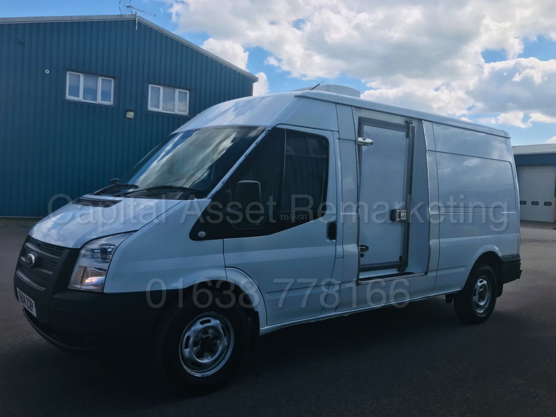 FORD TRANSIT 125 T350L RWD 'LWB - FRIDGE / FREEZER' (2014) '2.2 TDCI - 125 BHP - 6 SPEED' *SAT NAV* - Image 6 of 29